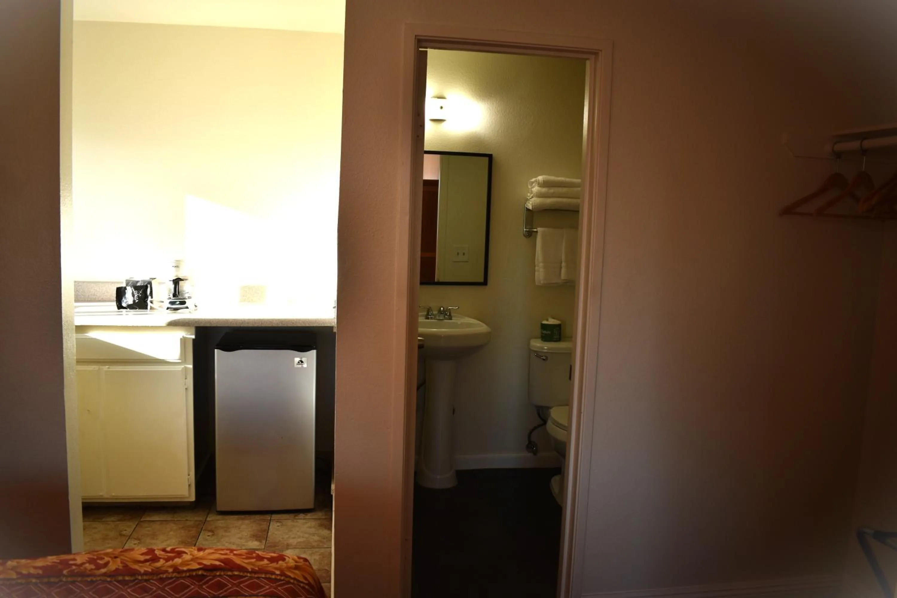 Bathroom in Valley Hotel