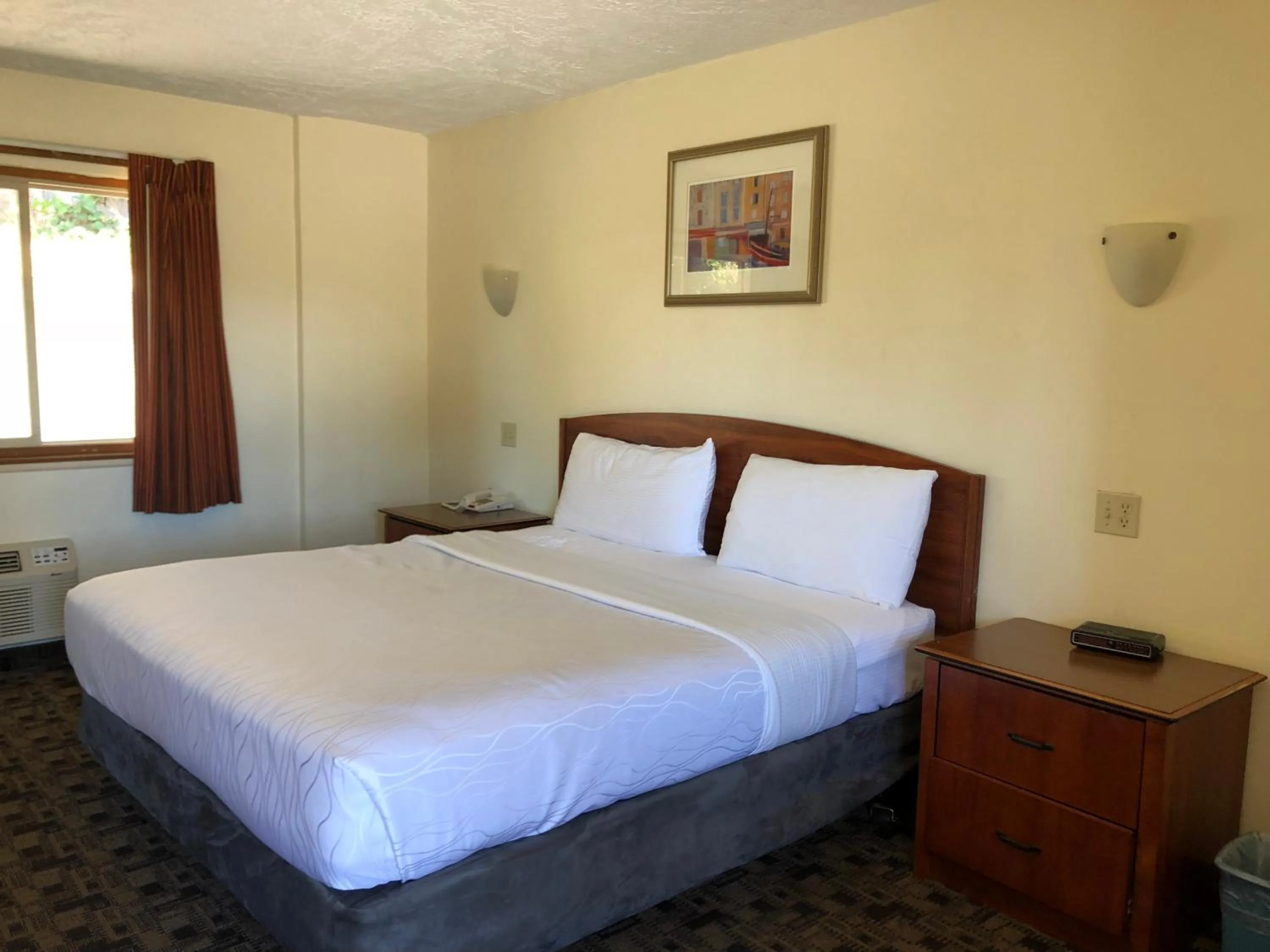 Standard  Double Room in Monticello Motel