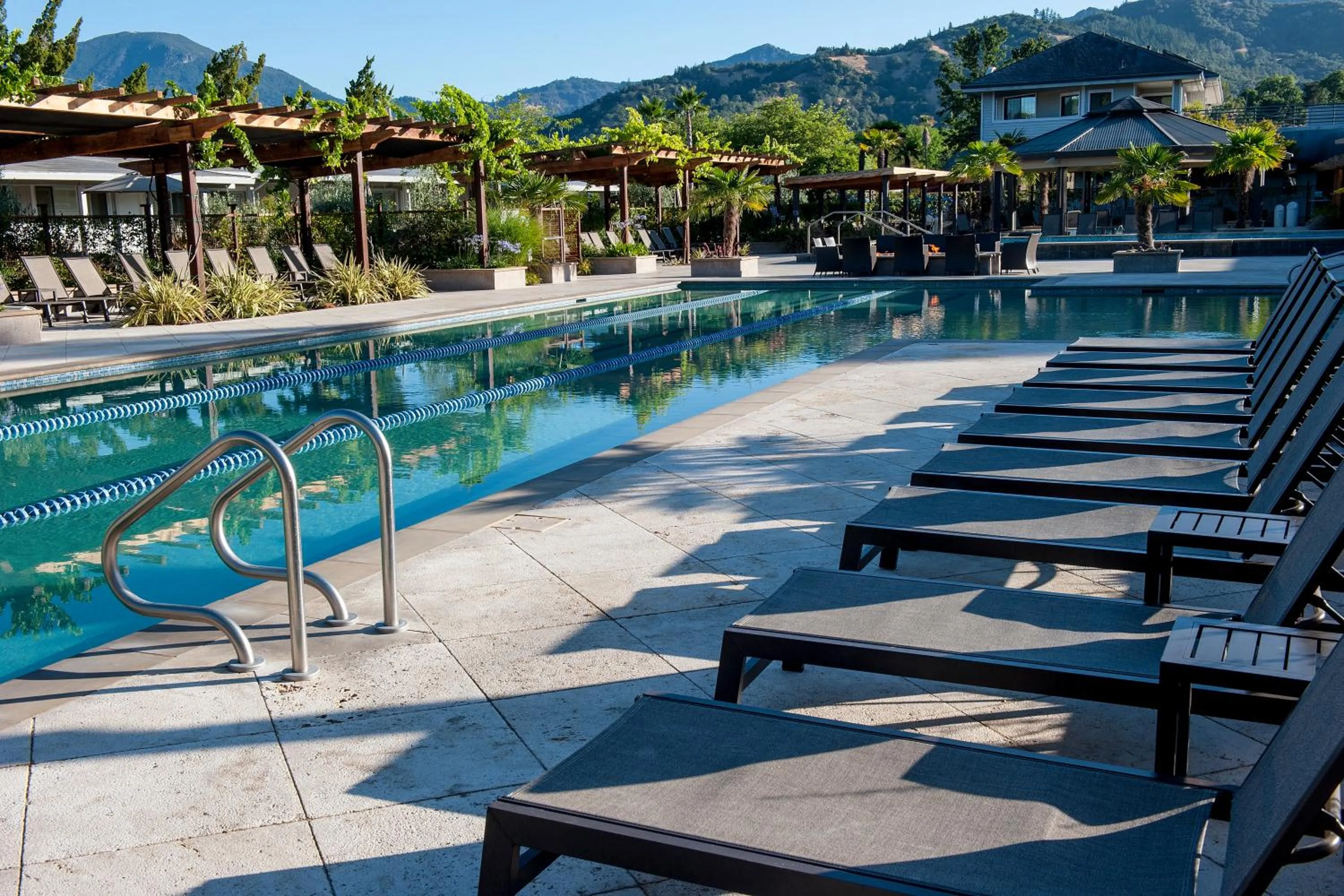 Swimming pool in Calistoga Spa Hot Springs - Authentic Hot Springs Spa & Resort