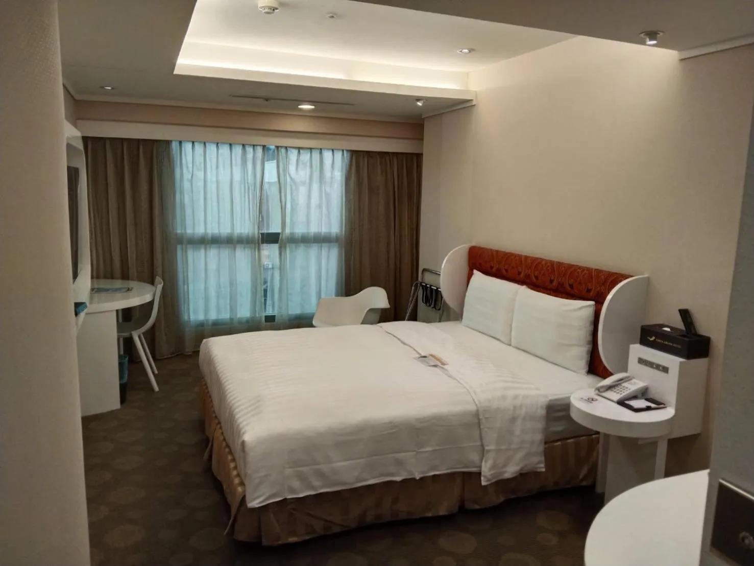 Bed in Ximen Airline Hotel