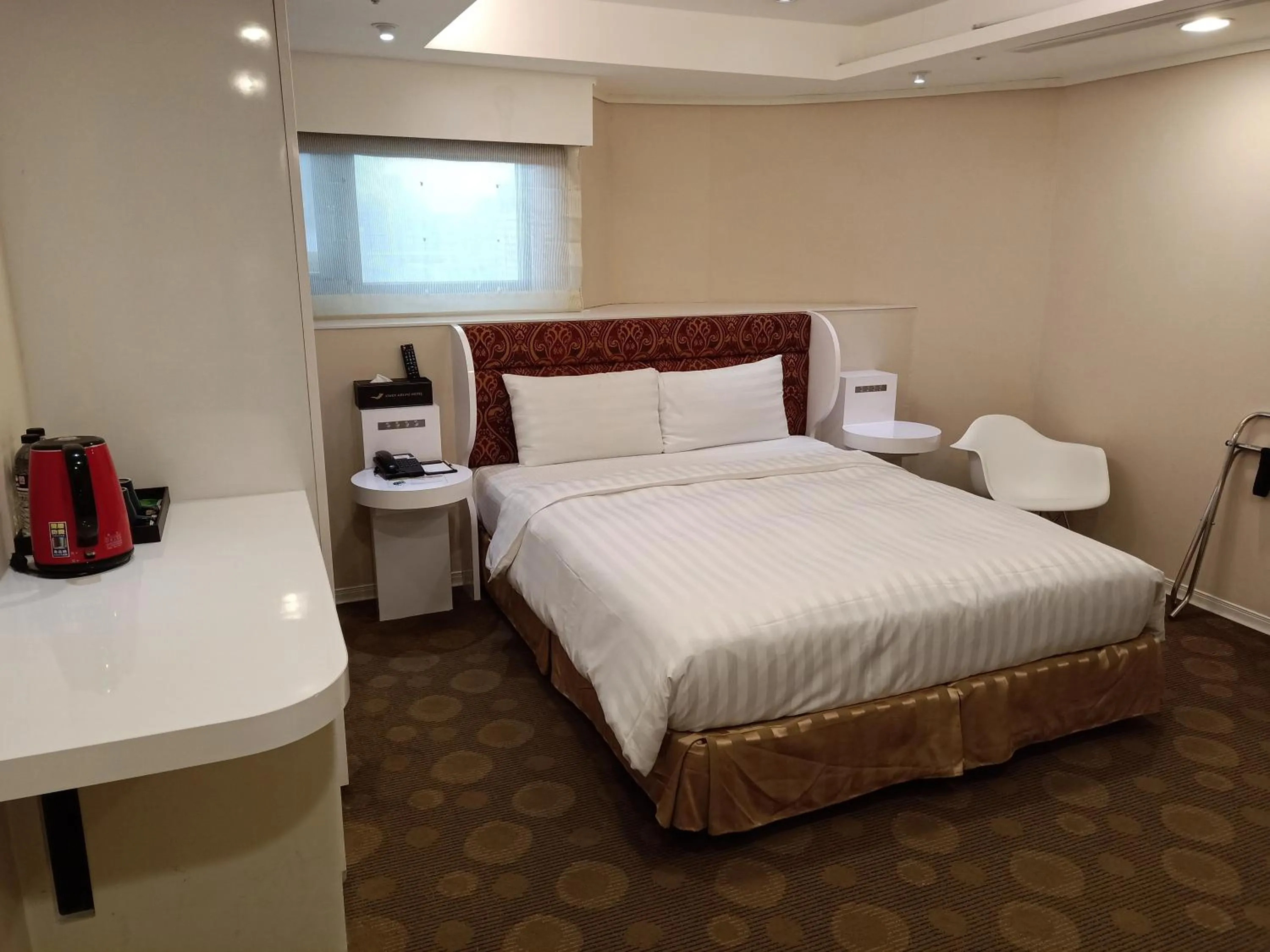 Bed in Ximen Airline Hotel