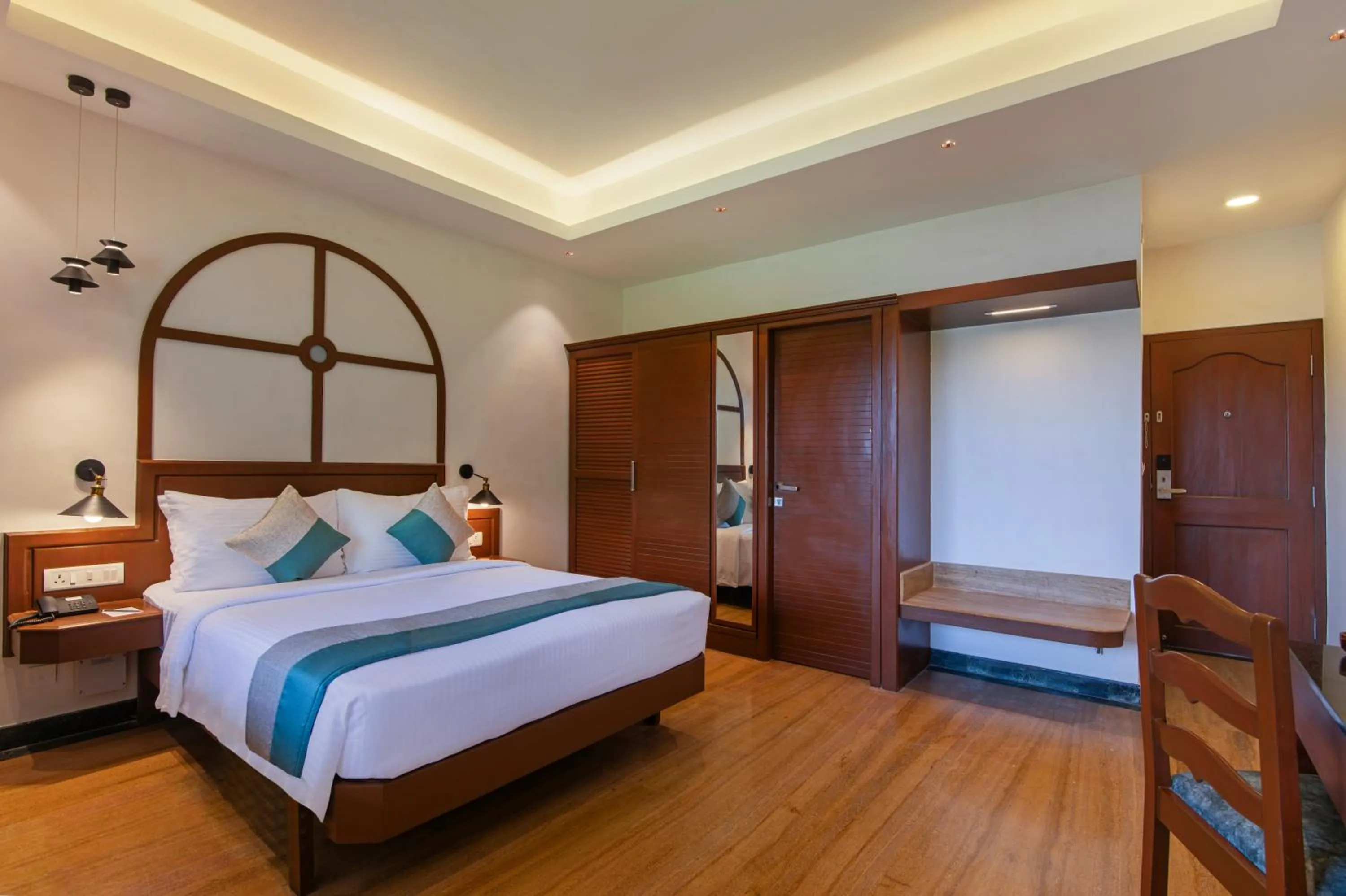 Bedroom, Bed in Sterling Karwar