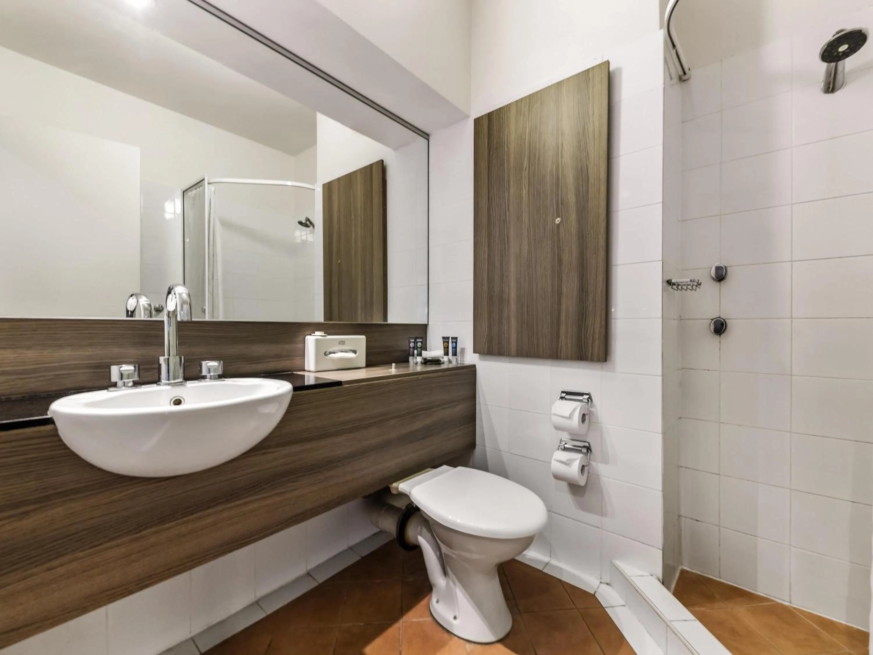 Bedroom in Novotel Darwin CBD