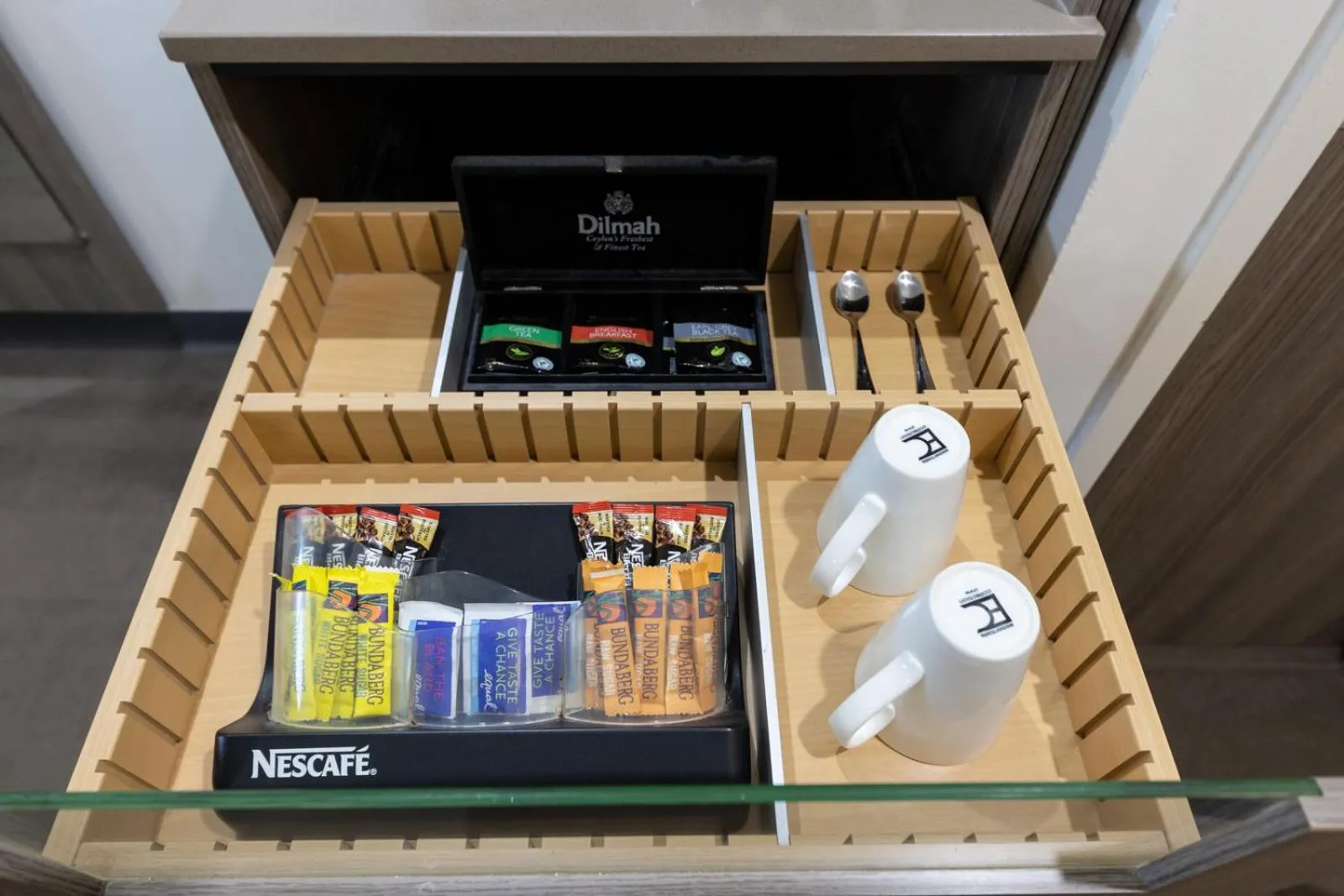 Coffee/tea facilities in Novotel Darwin CBD