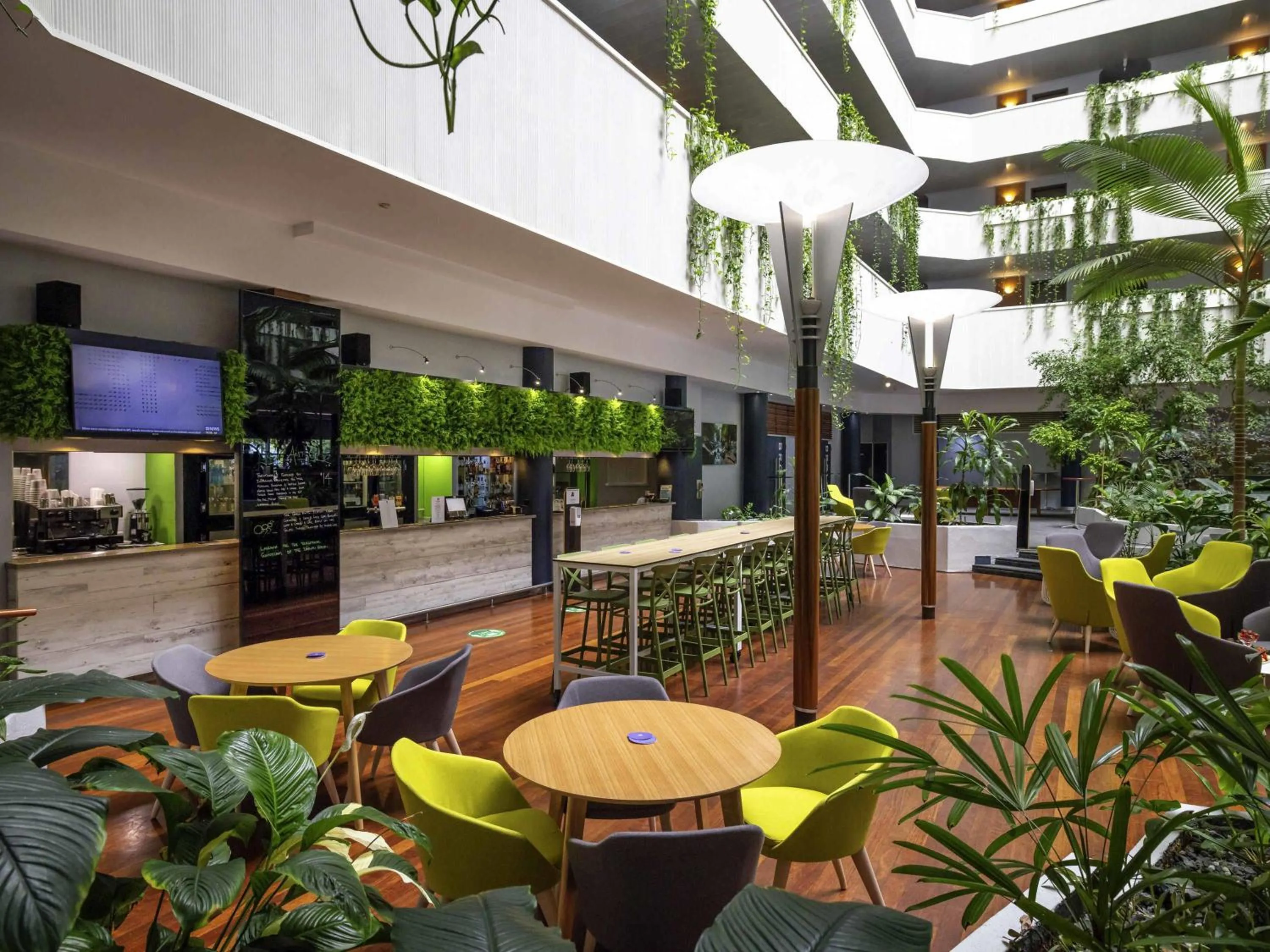 Lounge or bar in Novotel Darwin CBD