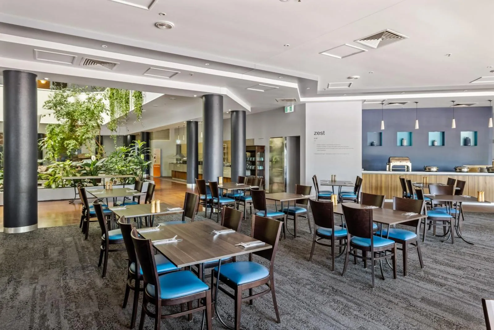 Restaurant/places to eat in Novotel Darwin CBD
