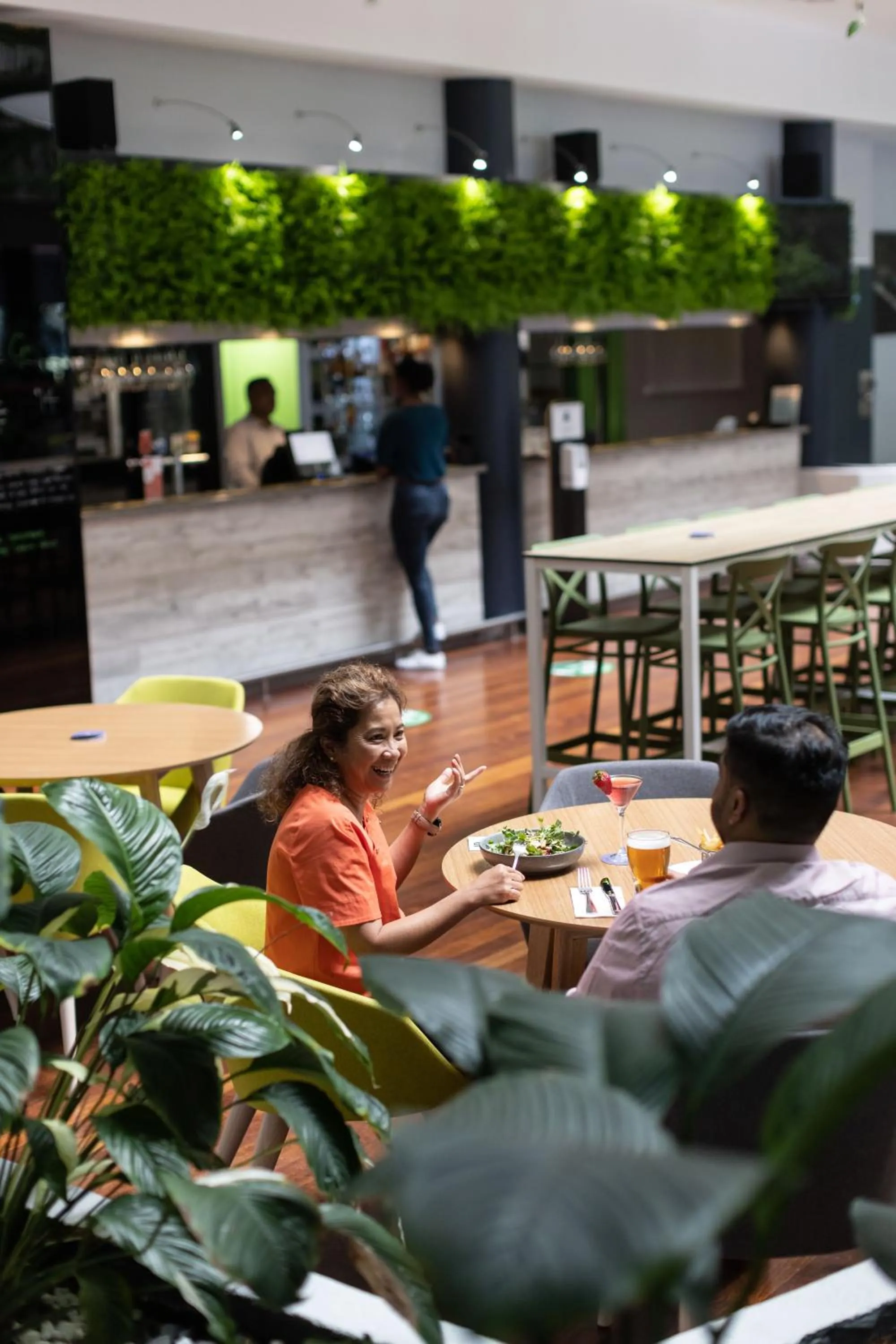 Restaurant/places to eat in Novotel Darwin CBD