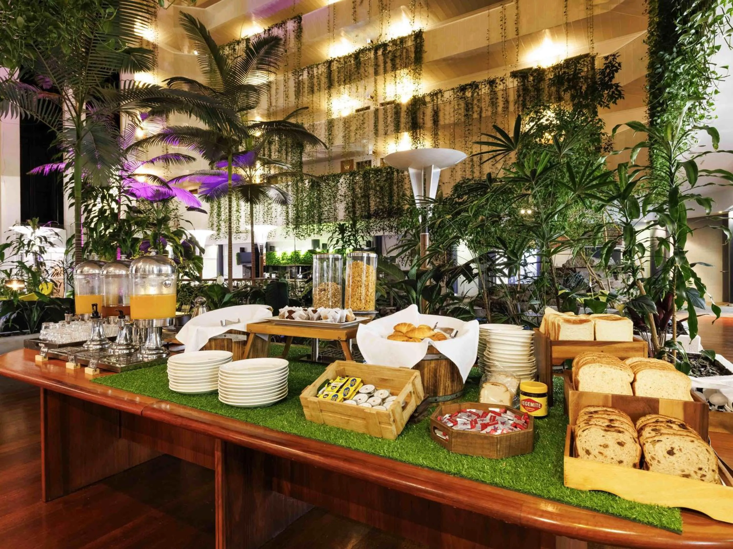 Breakfast in Novotel Darwin CBD