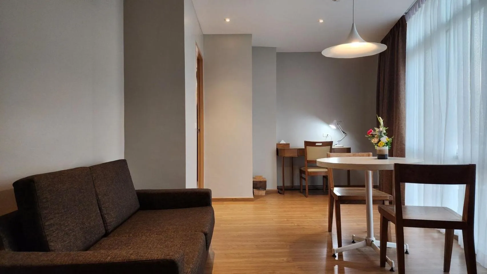 Seating area in Brighton Hotel Bangkok