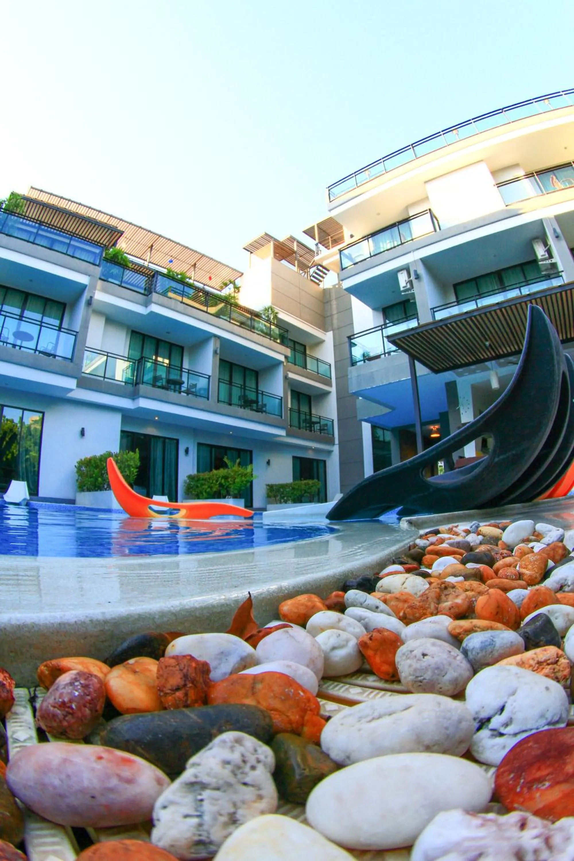 Swimming pool in Chalay Monta