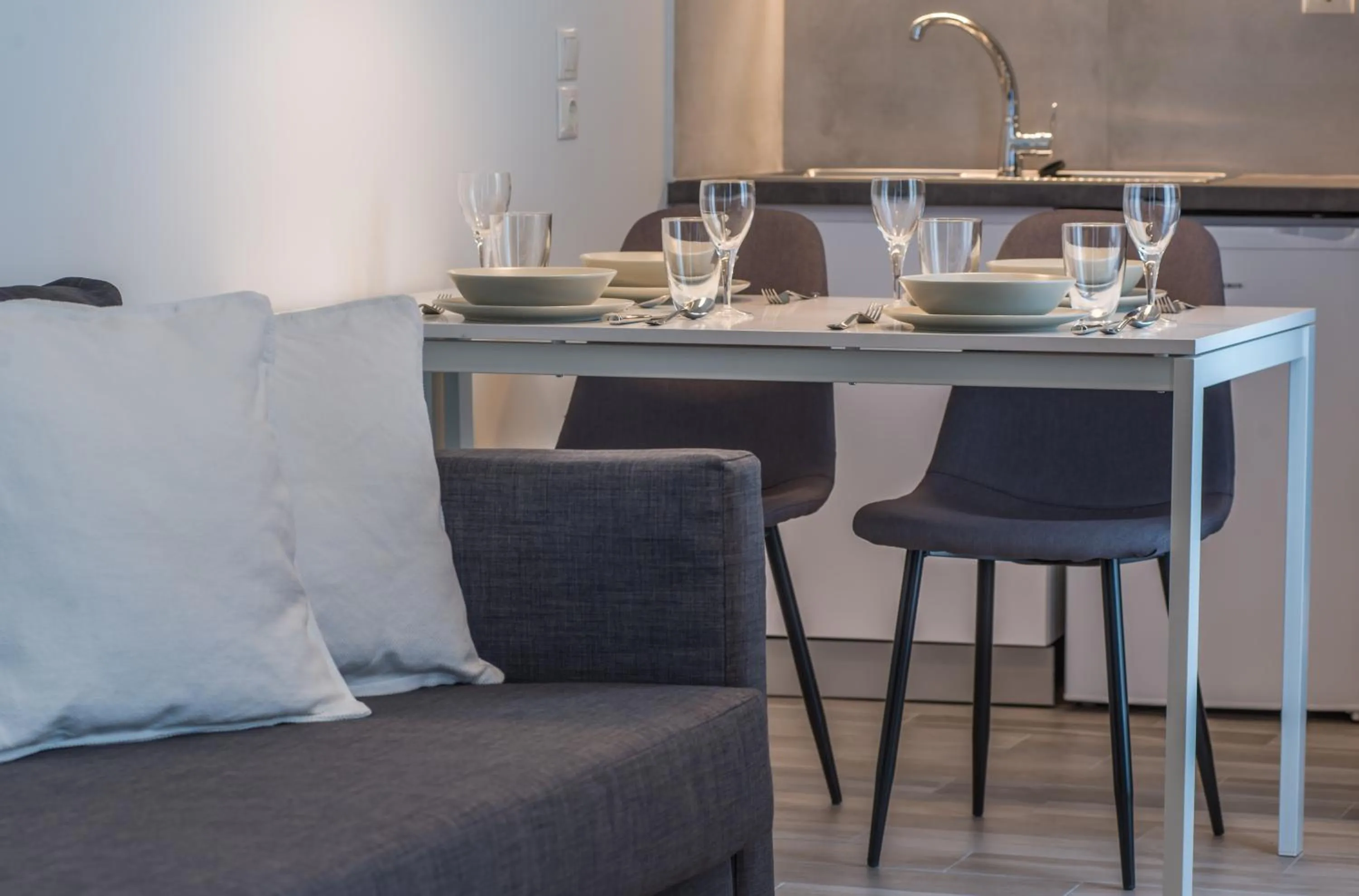 Decorative detail in Spot Apart