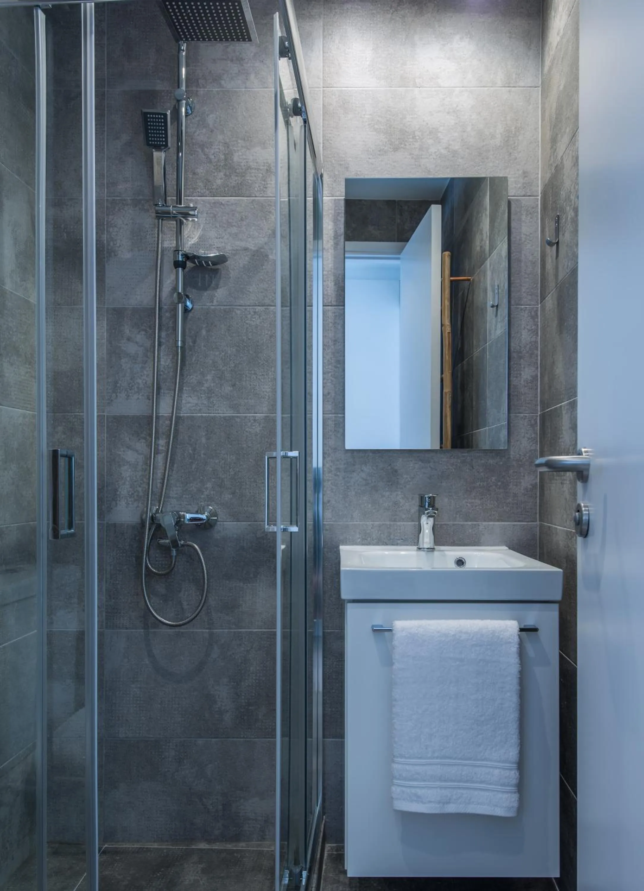 Bathroom in Spot Apart