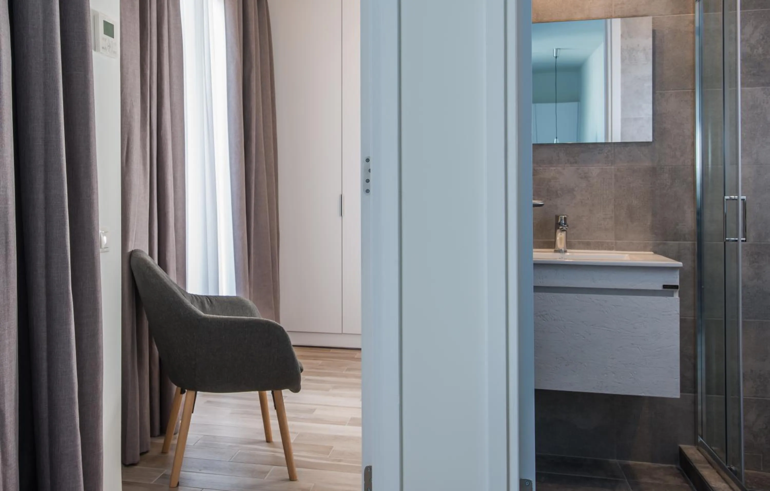 Bathroom in Spot Apart