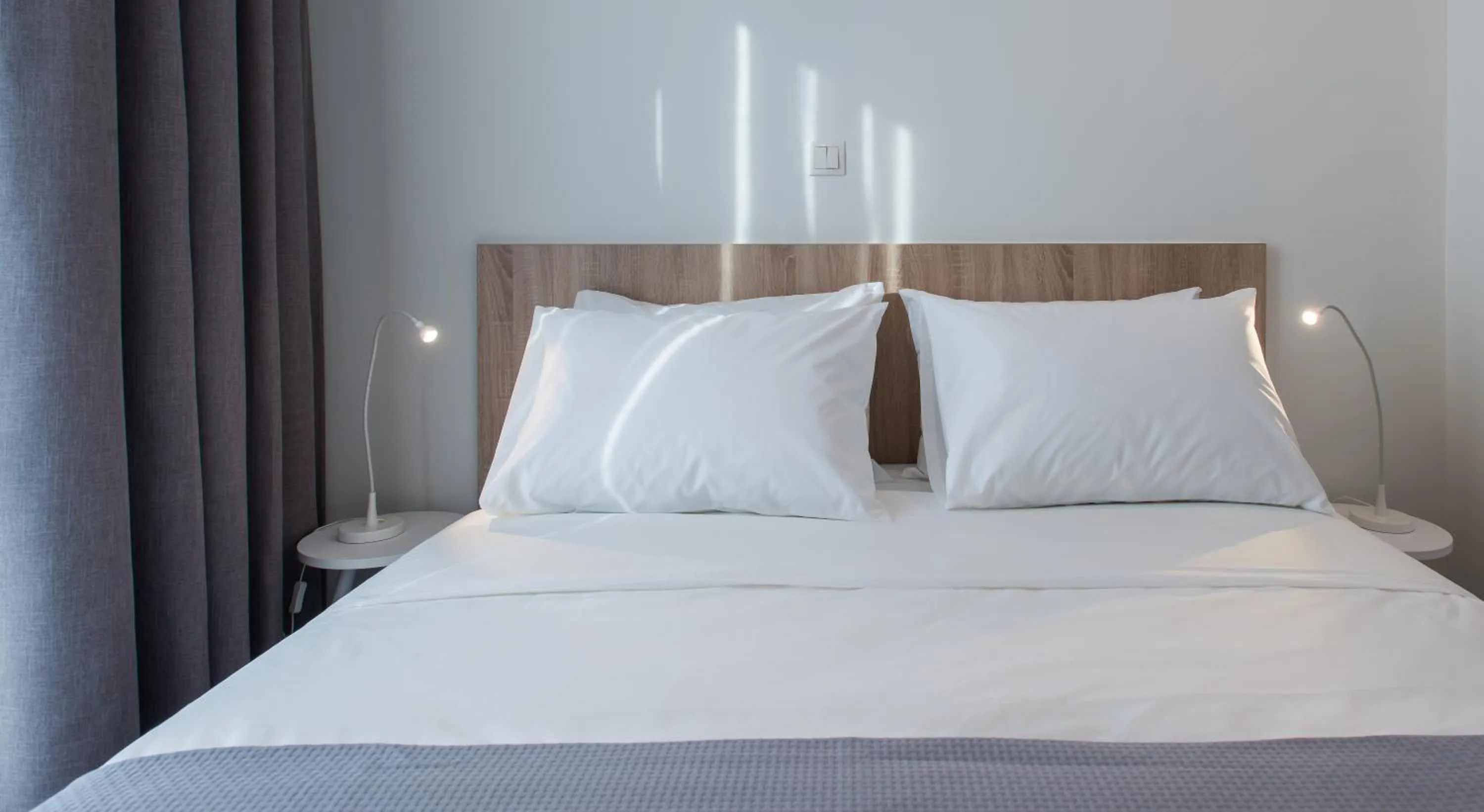 Bedroom, Bed in Spot Apart