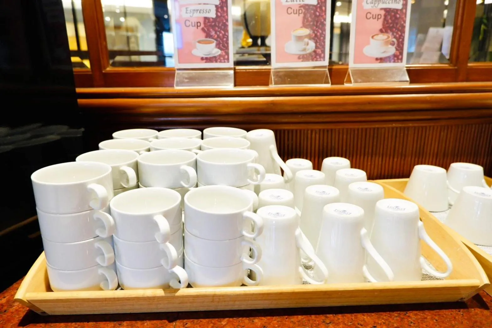 Restaurant/places to eat in FuramaXclusive Pratunam Park Hotel