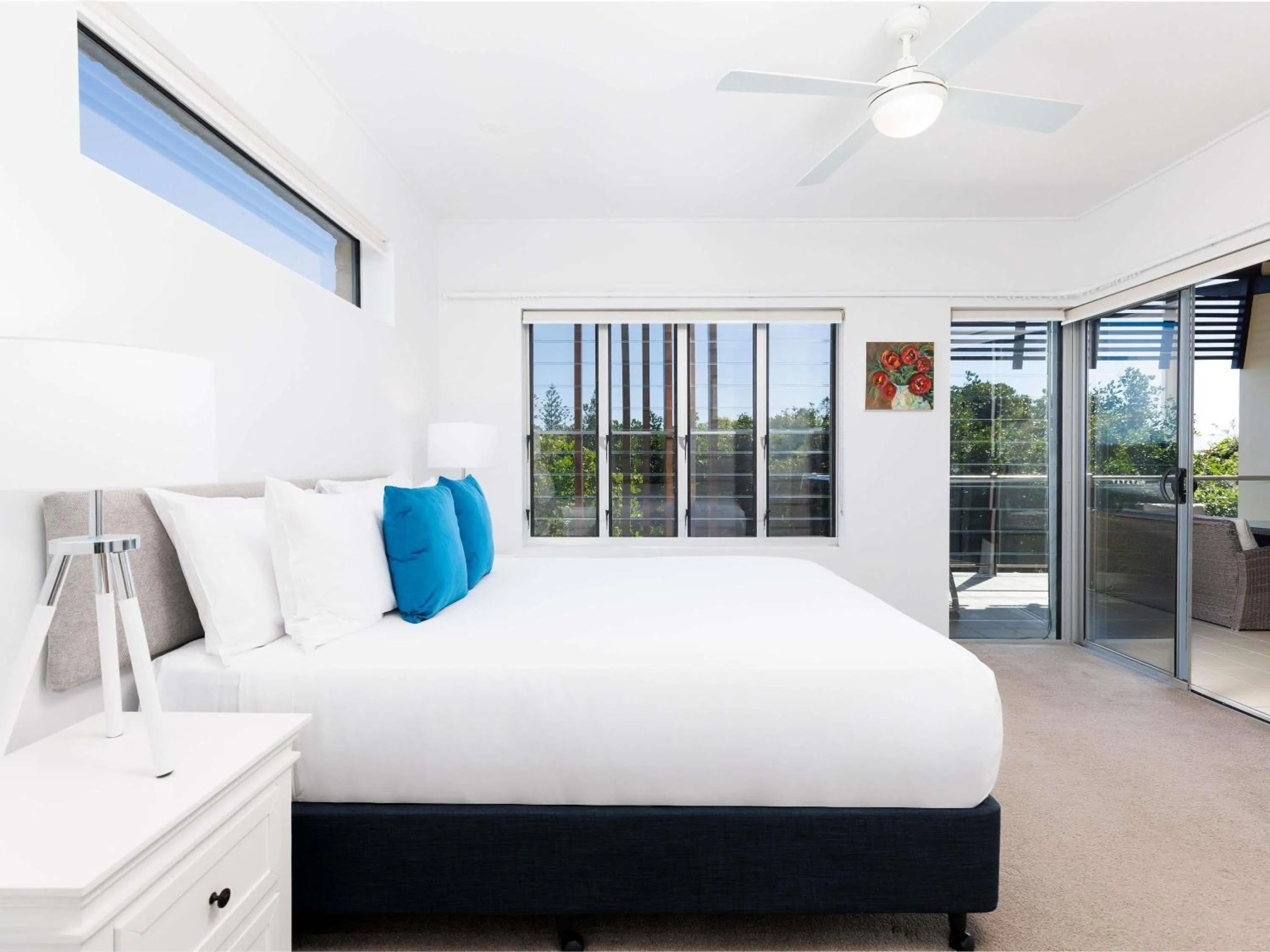 Bedroom, Bed in The Sebel Twin Waters