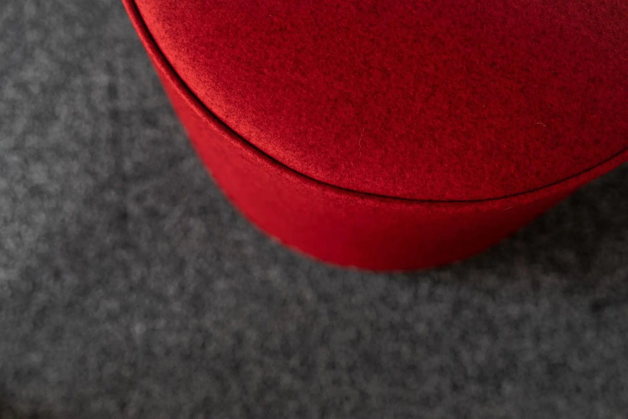 Decorative detail in sylc. Apartmenthotel – Serviced Apartments