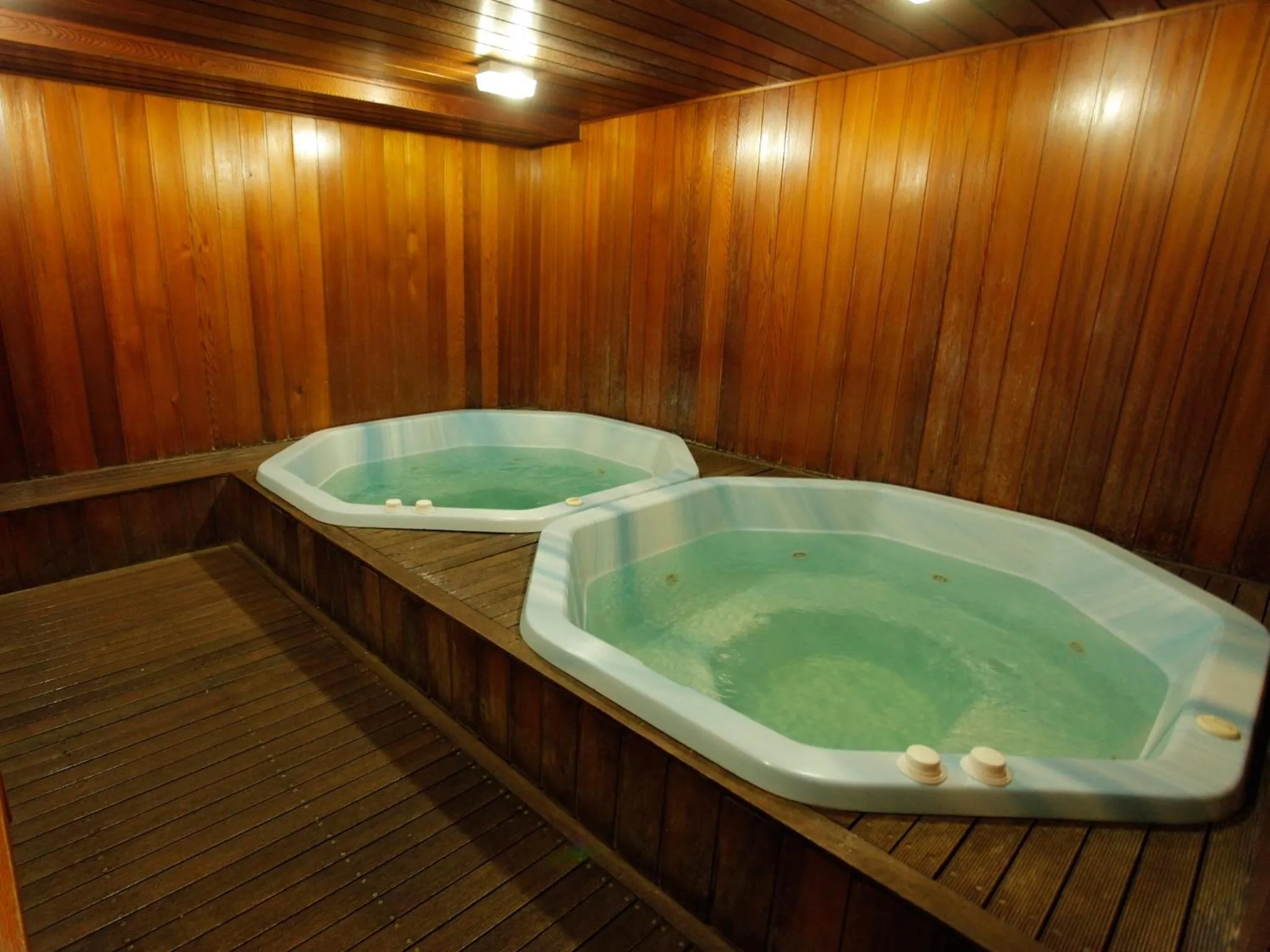 Hot Tub in The Sebel Pinnacle Valley