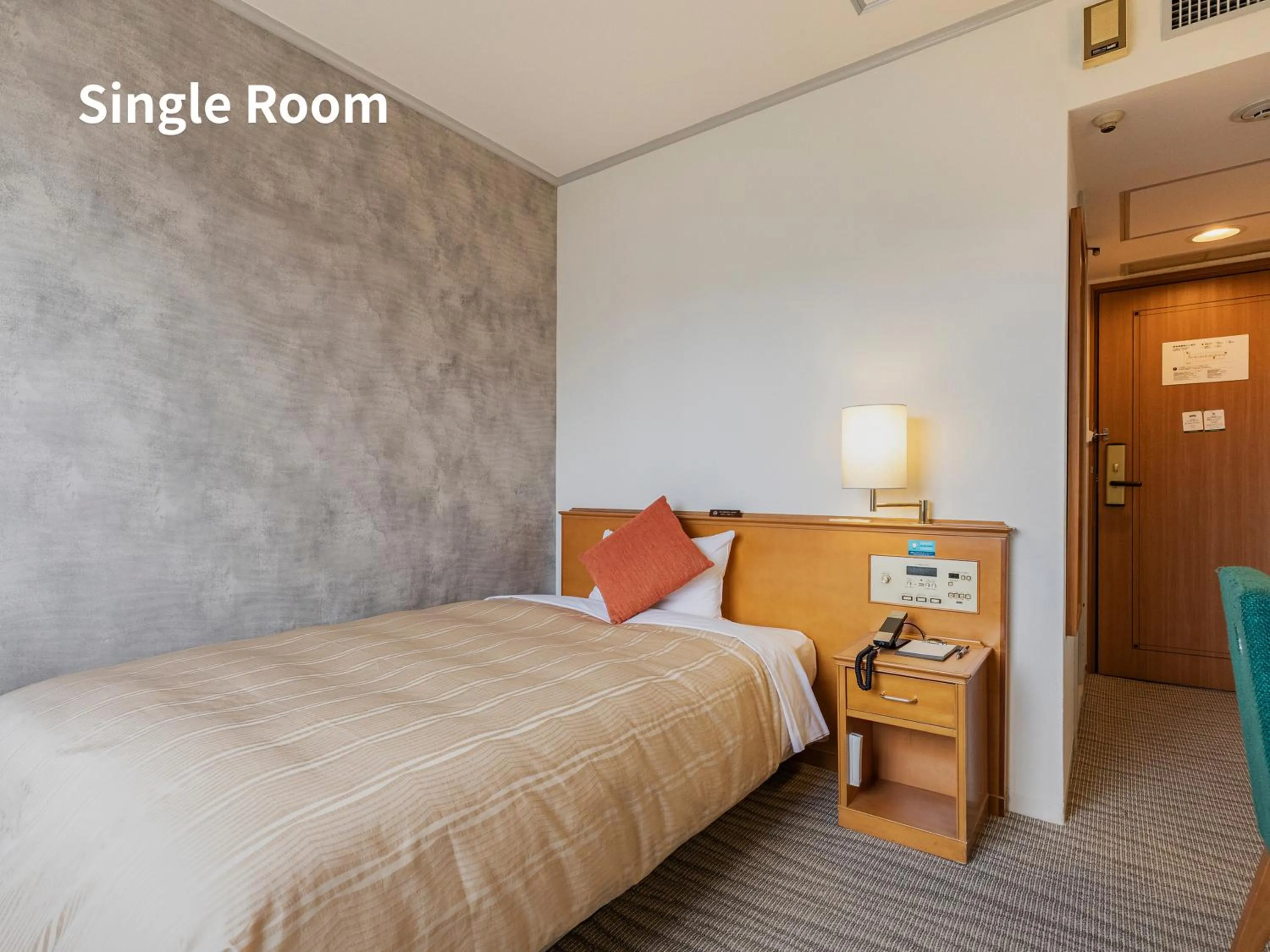 Bedroom, Bed in Nishitetsu Inn Fukuoka