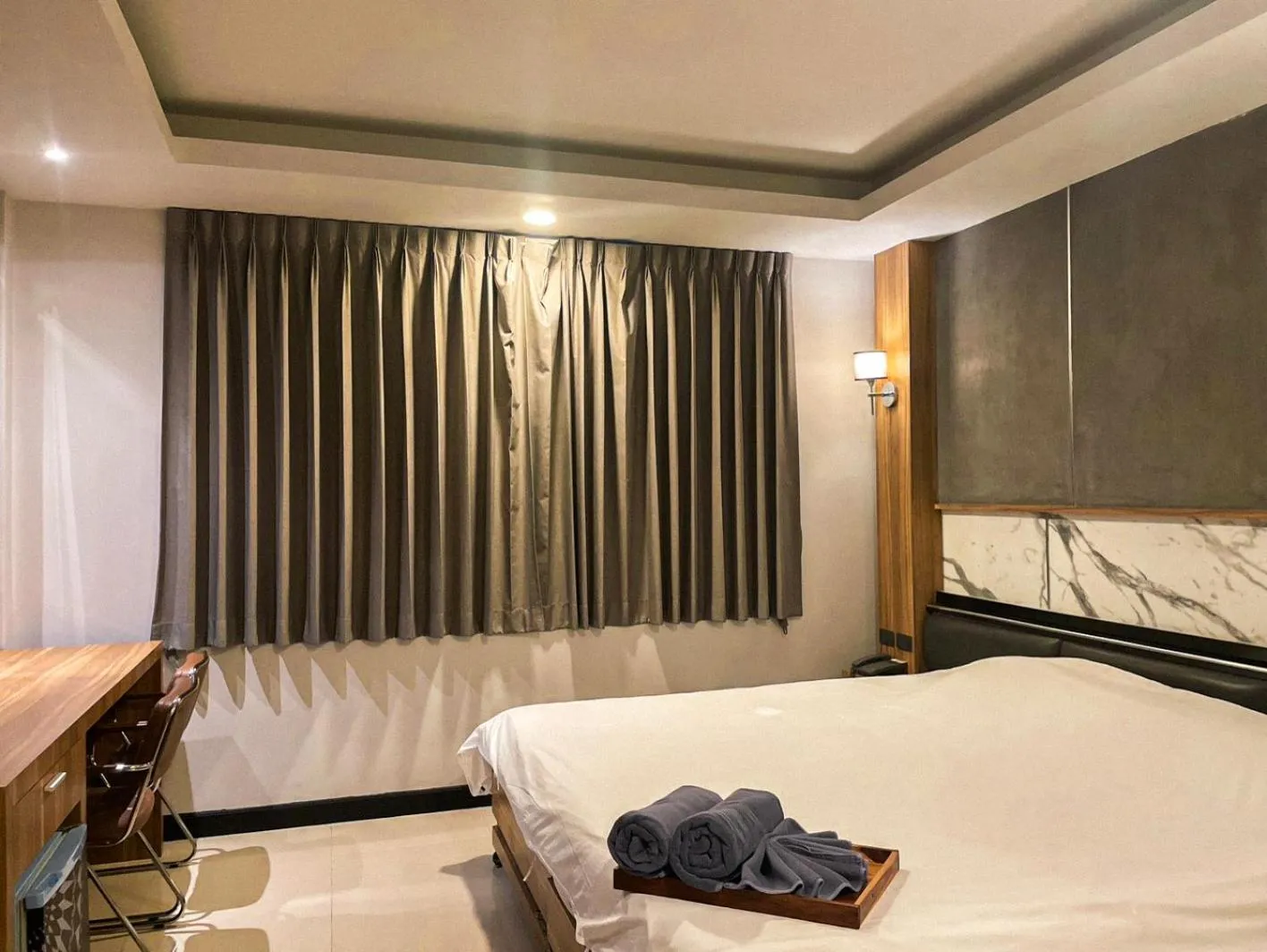 Bedroom, Bed in The Mantra Hotel Kata Noi