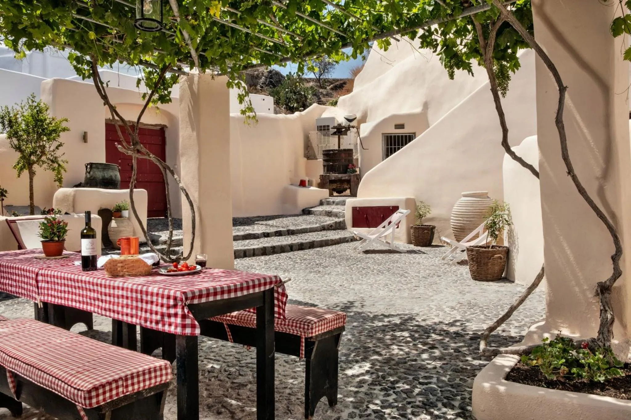 Property building in Abelis Canava Luxury Suites