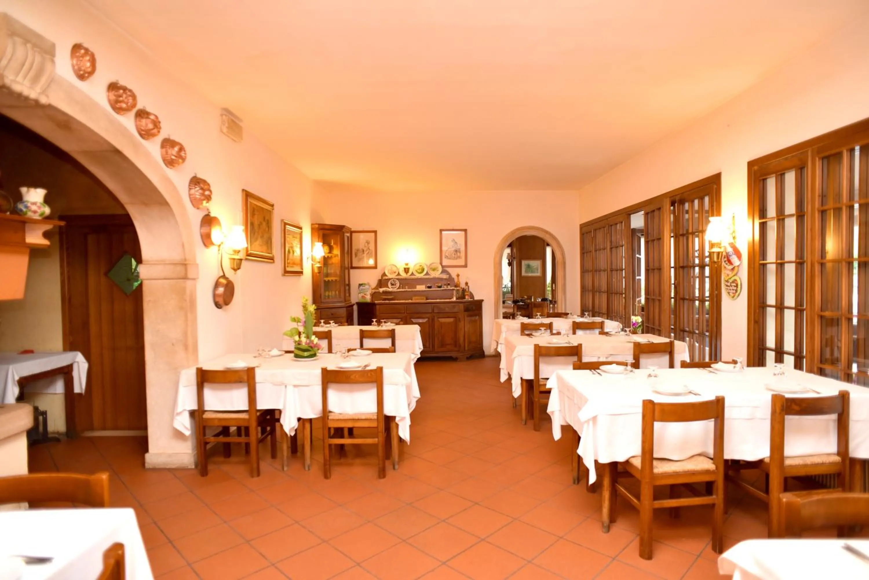 Restaurant/places to eat in Albergo Da Gildo
