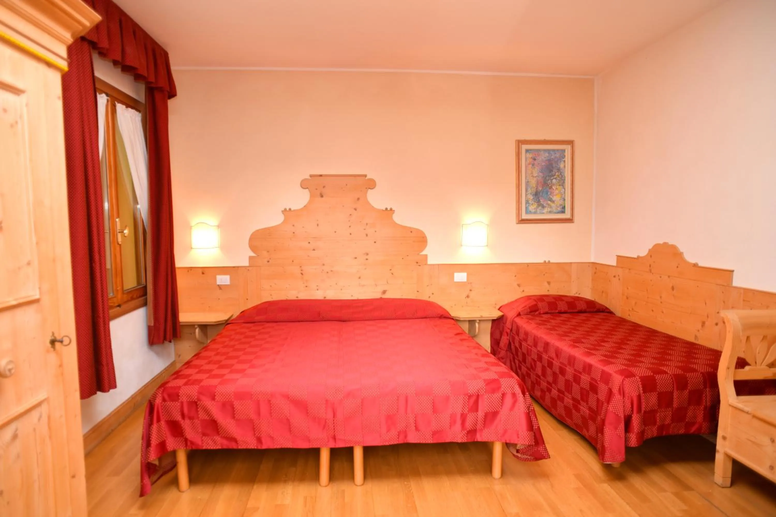 Day, Bed in Albergo Da Gildo