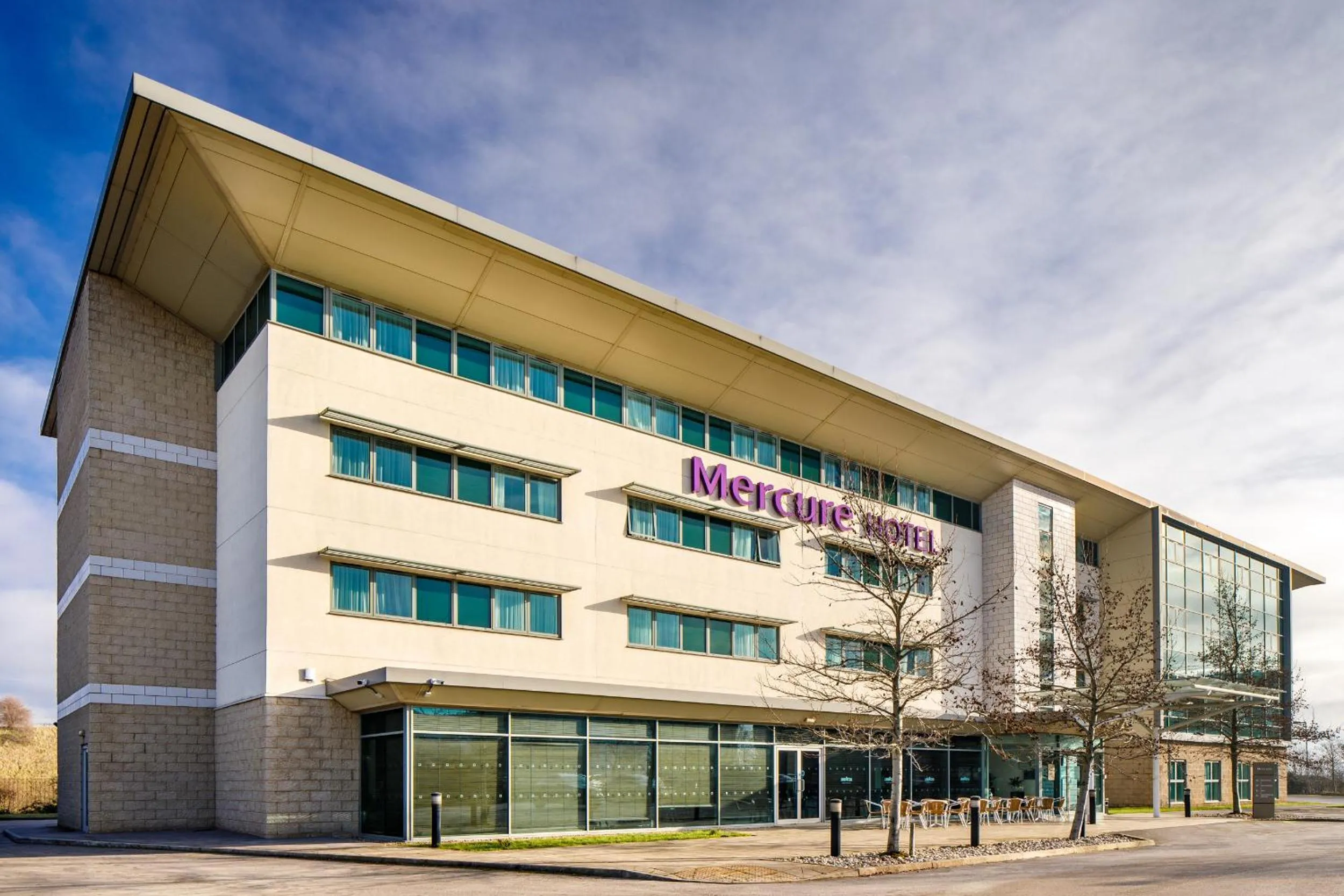 Property building in Mercure Sheffield Parkway