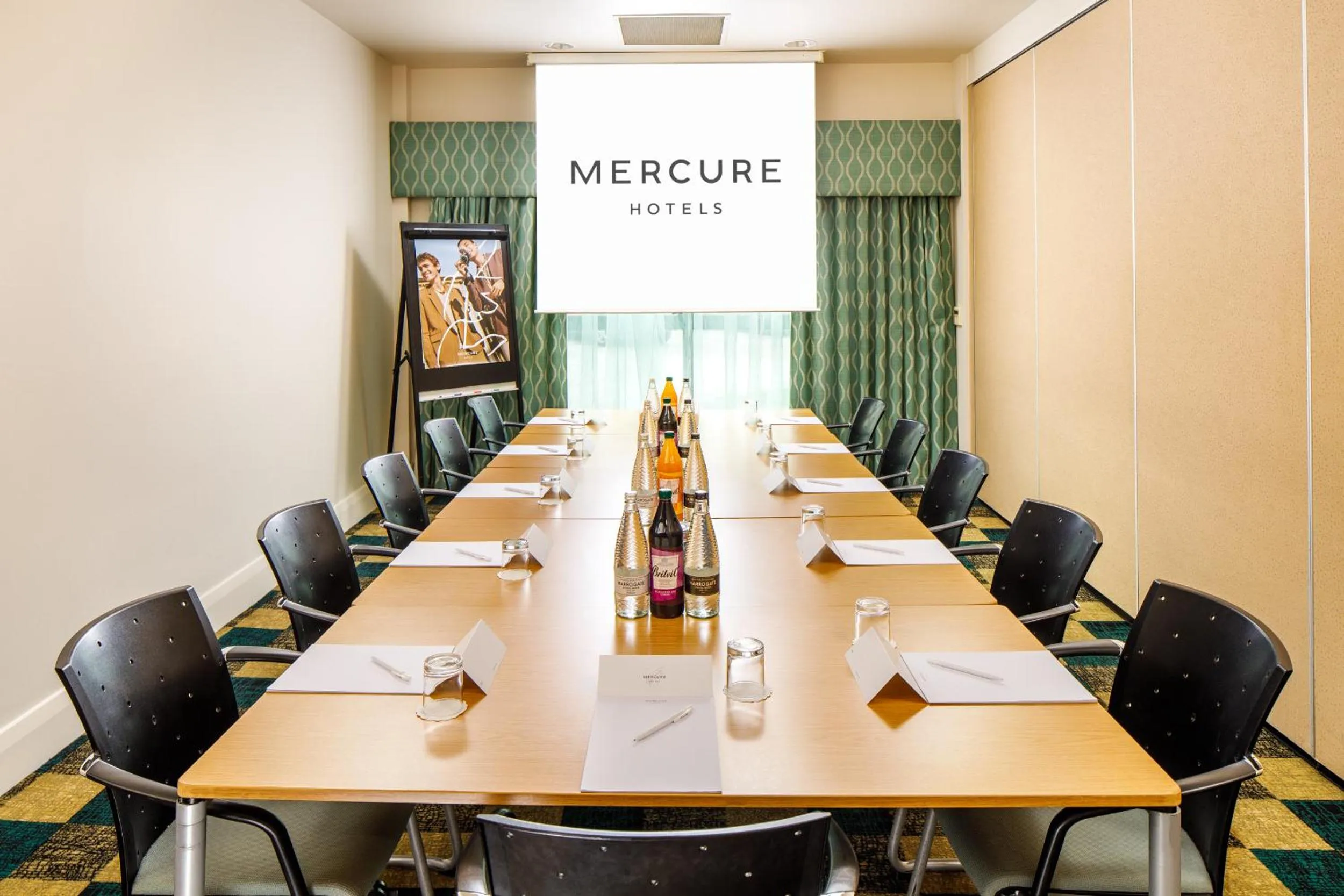 Meeting/conference room in Mercure Sheffield Parkway