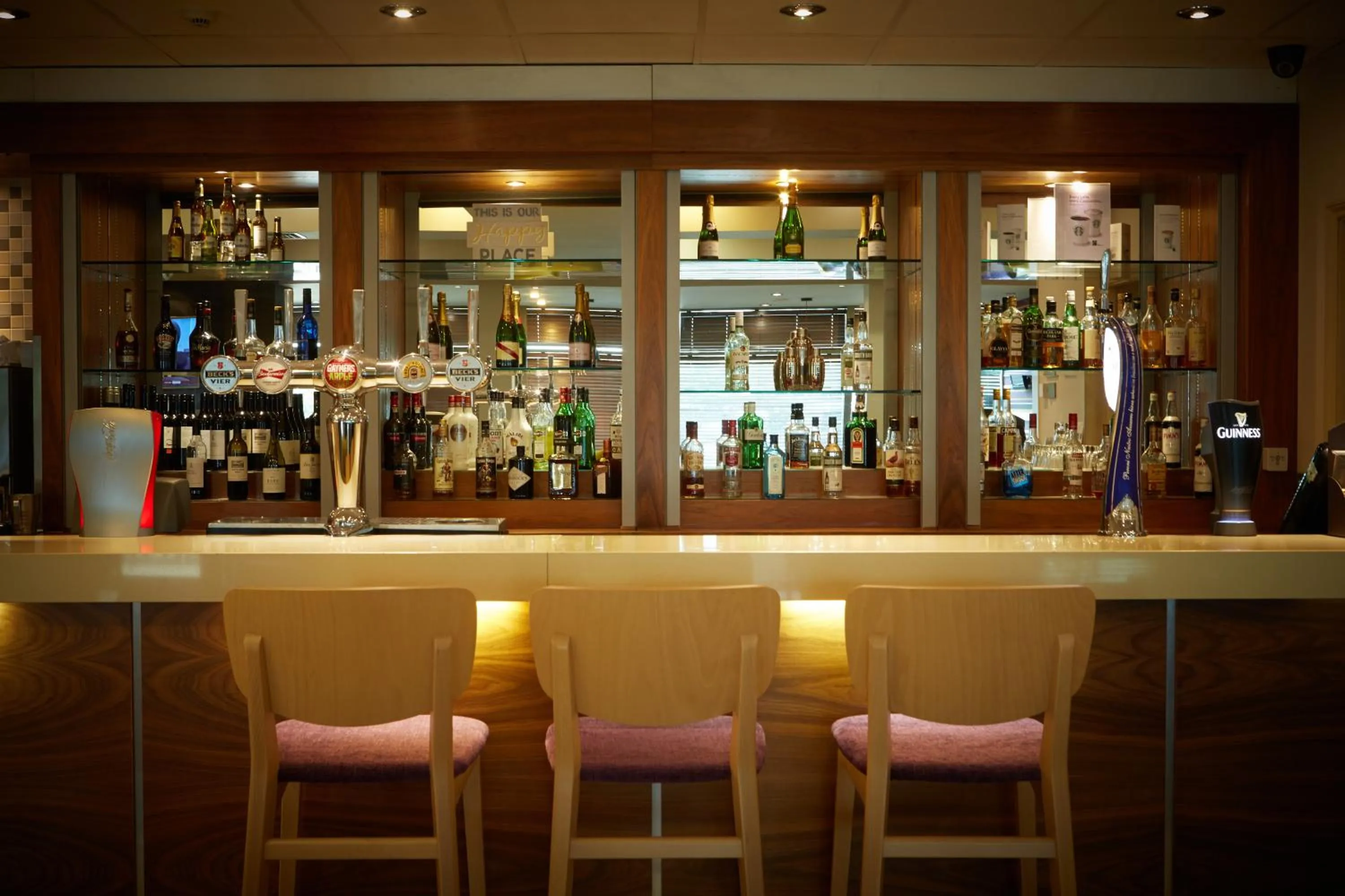 Lounge or bar in Mercure Sheffield Parkway