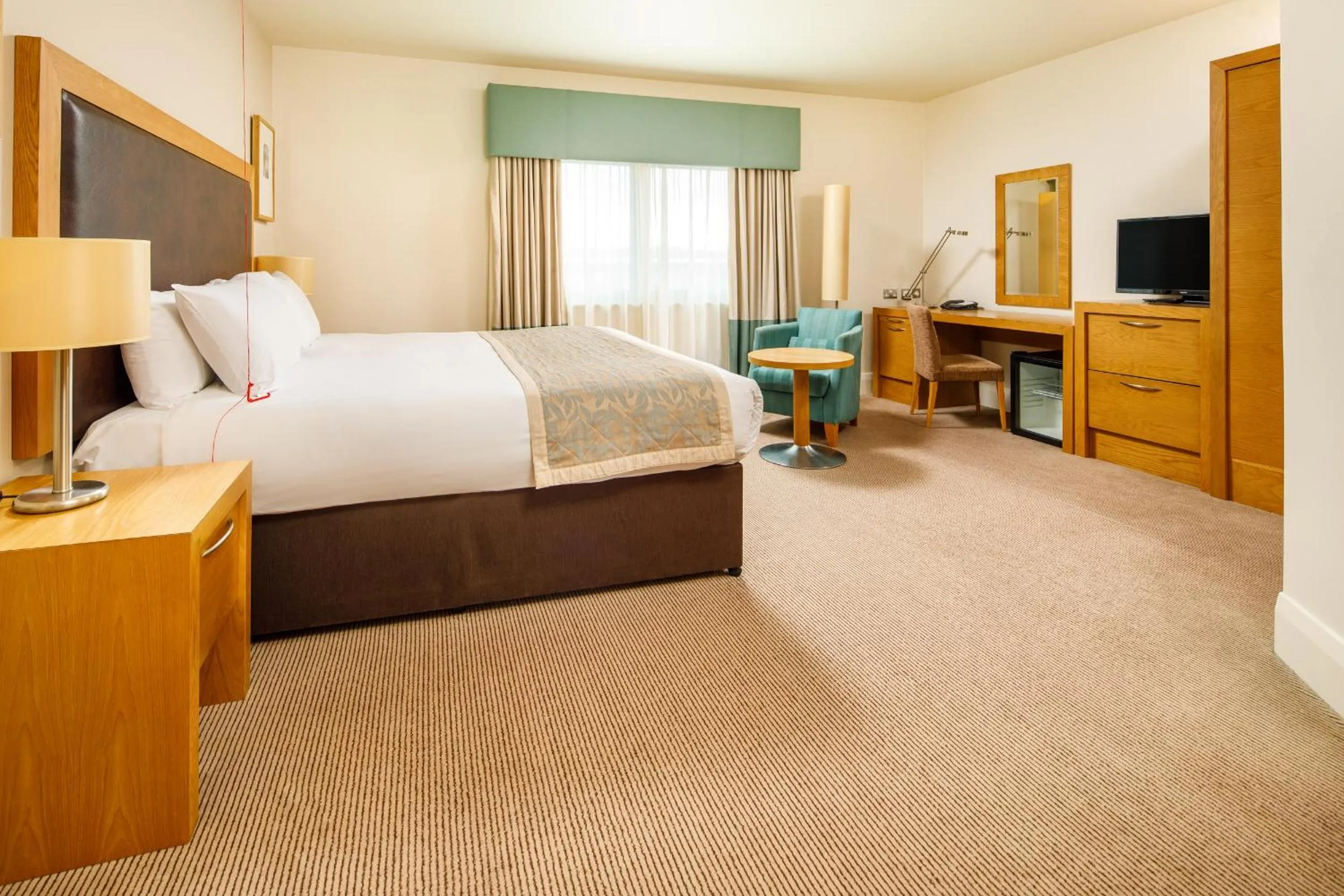 Bed in Mercure Sheffield Parkway