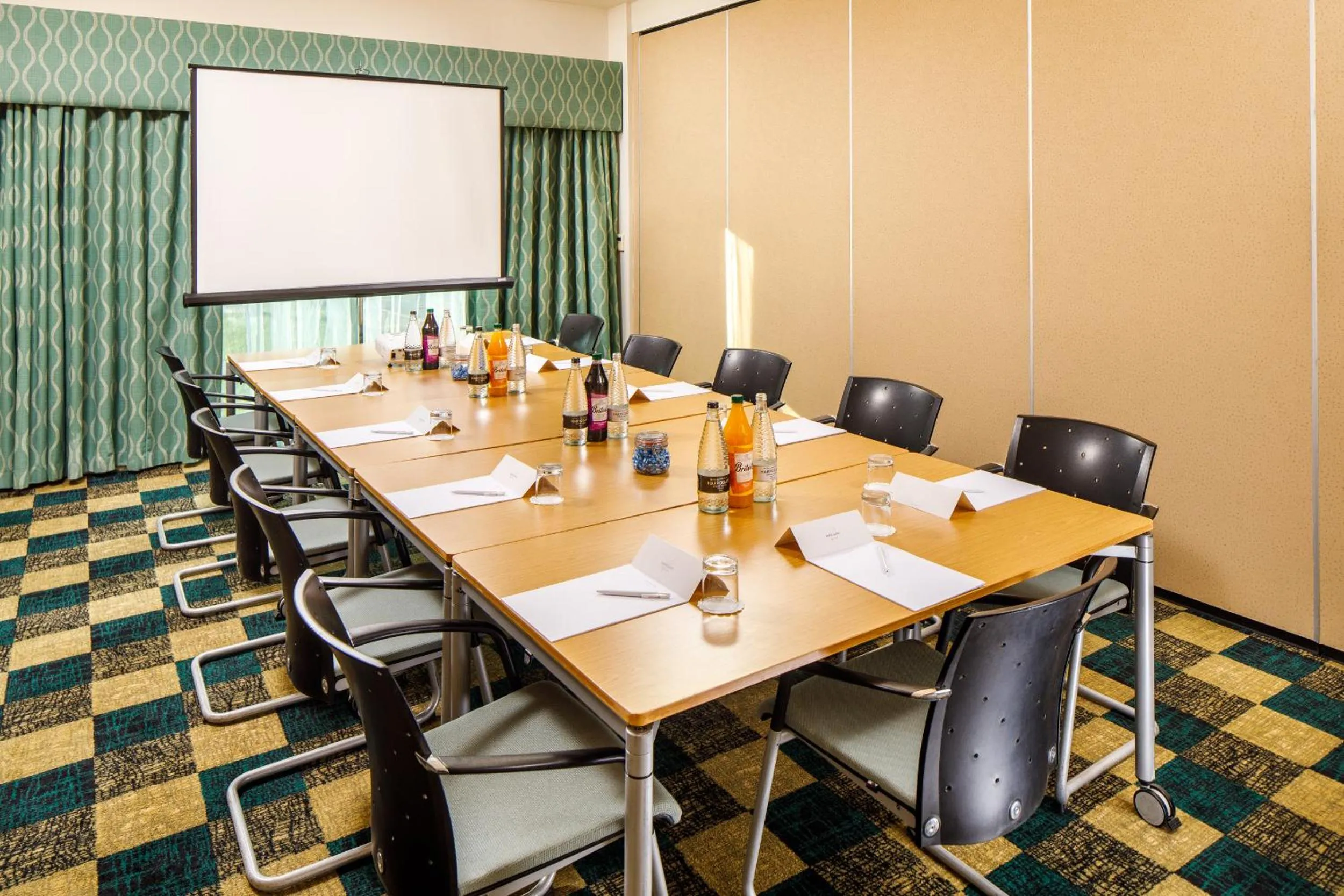 Business facilities in Mercure Sheffield Parkway