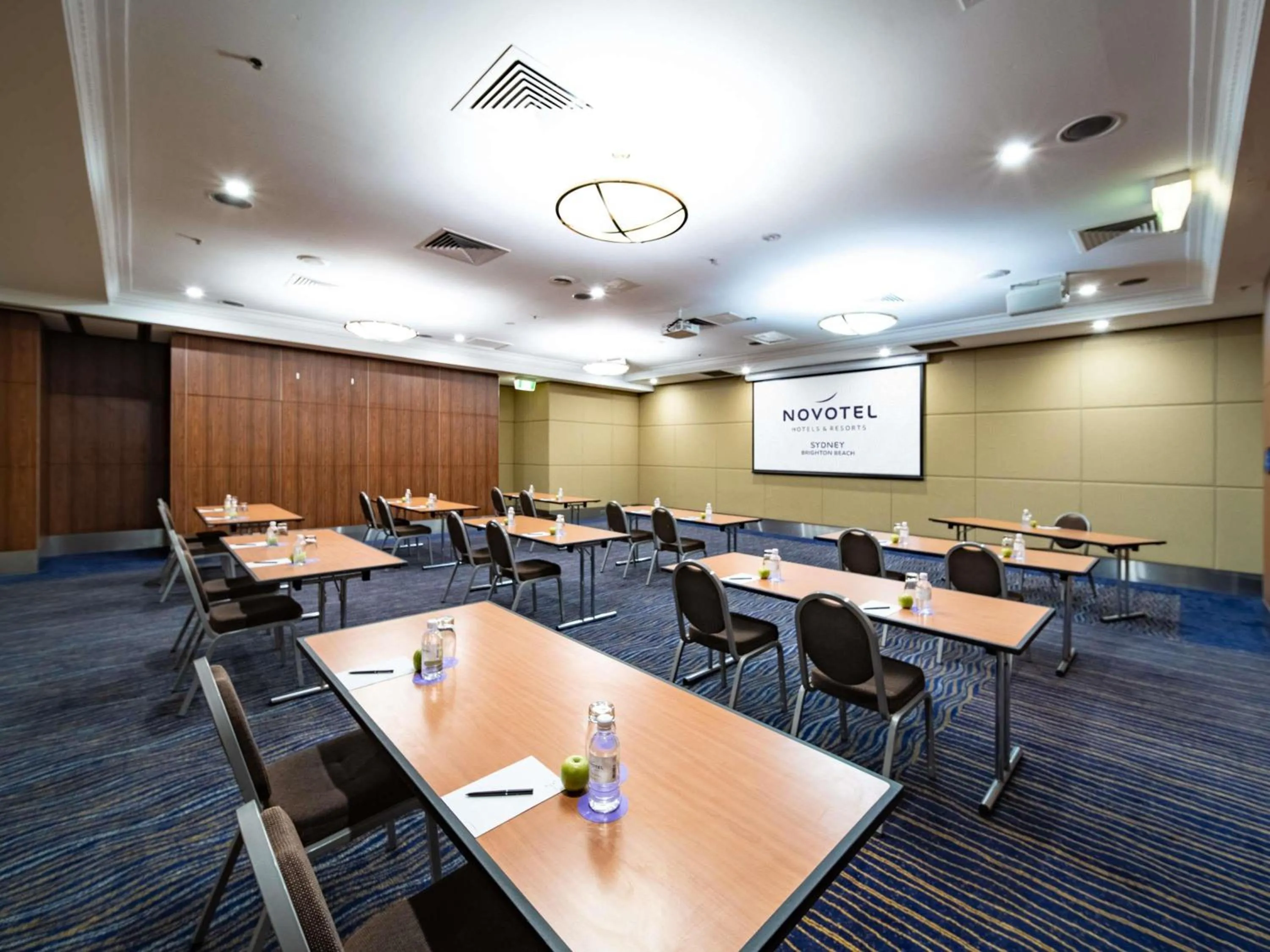 Meeting/conference room in The Brighton Hotel Sydney - Mgallery Collection