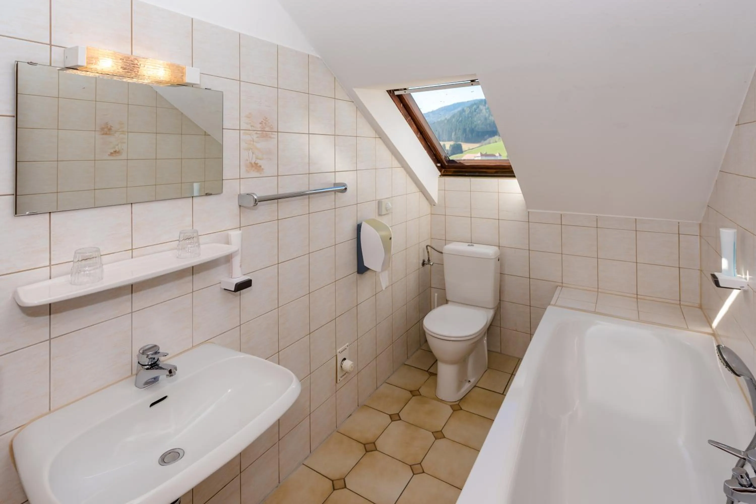Bathroom in Stadthotel Schwerterbräu