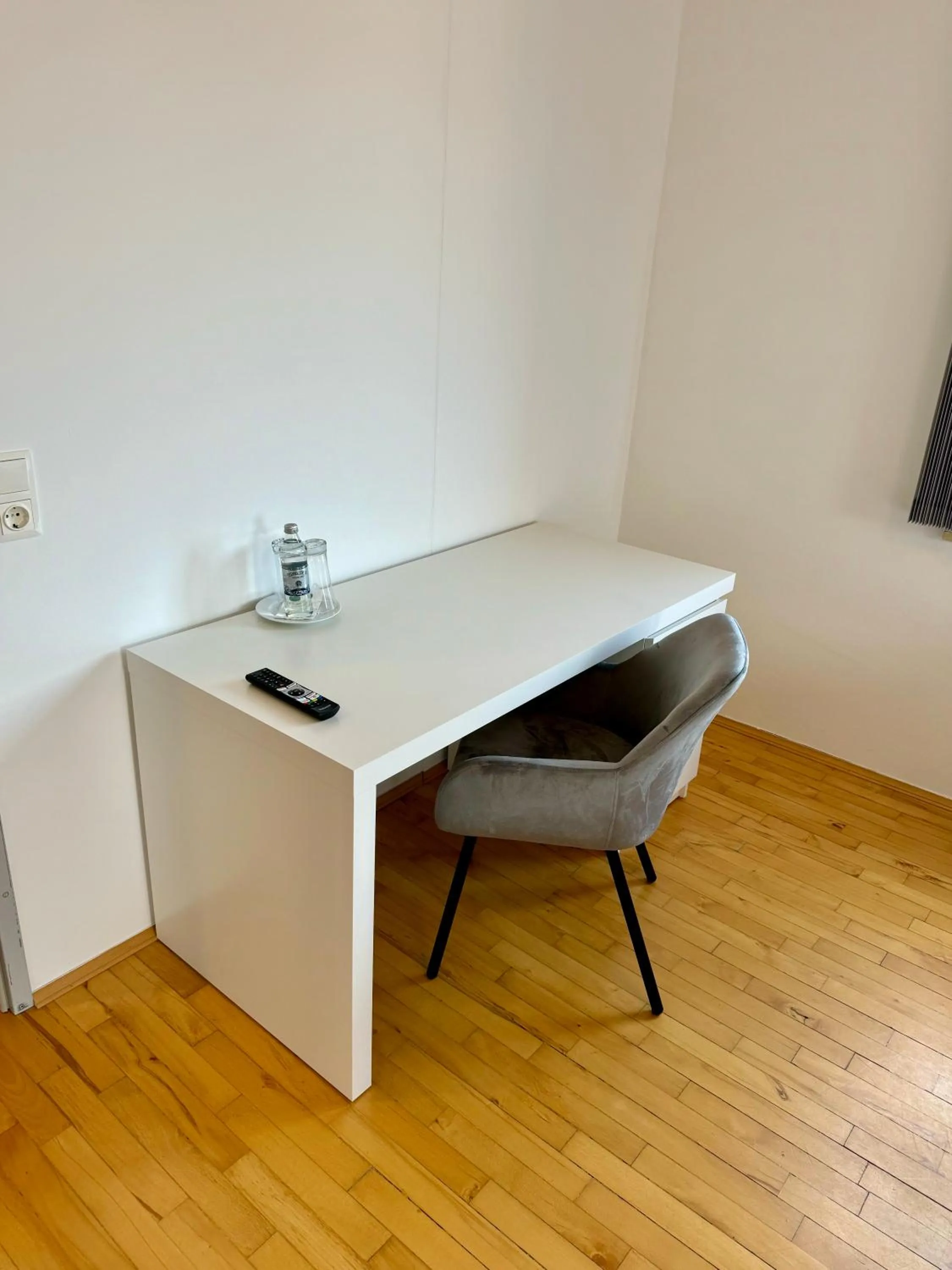 Bedroom in Stadthotel Schwerterbräu