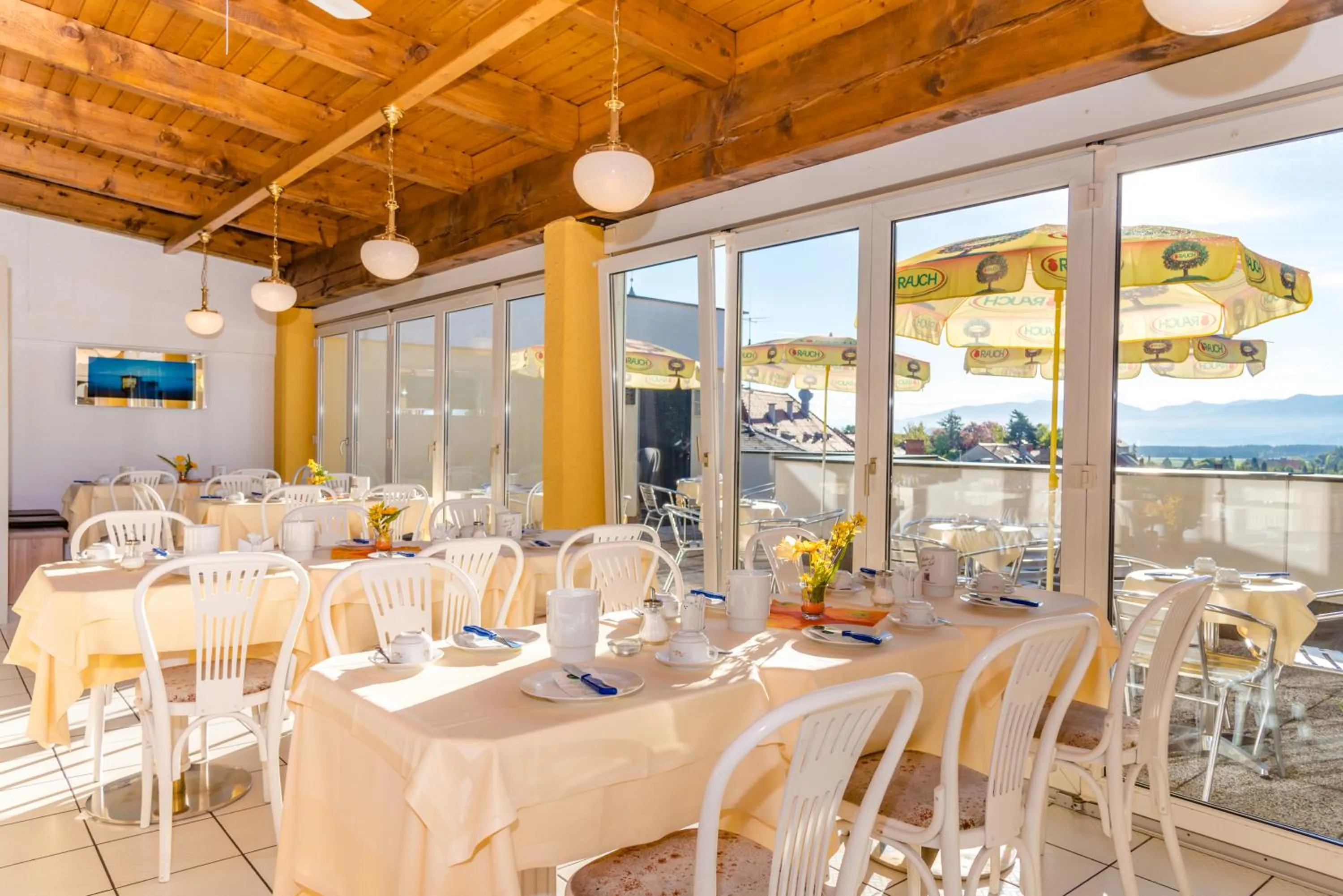 Dining area in Stadthotel Schwerterbräu