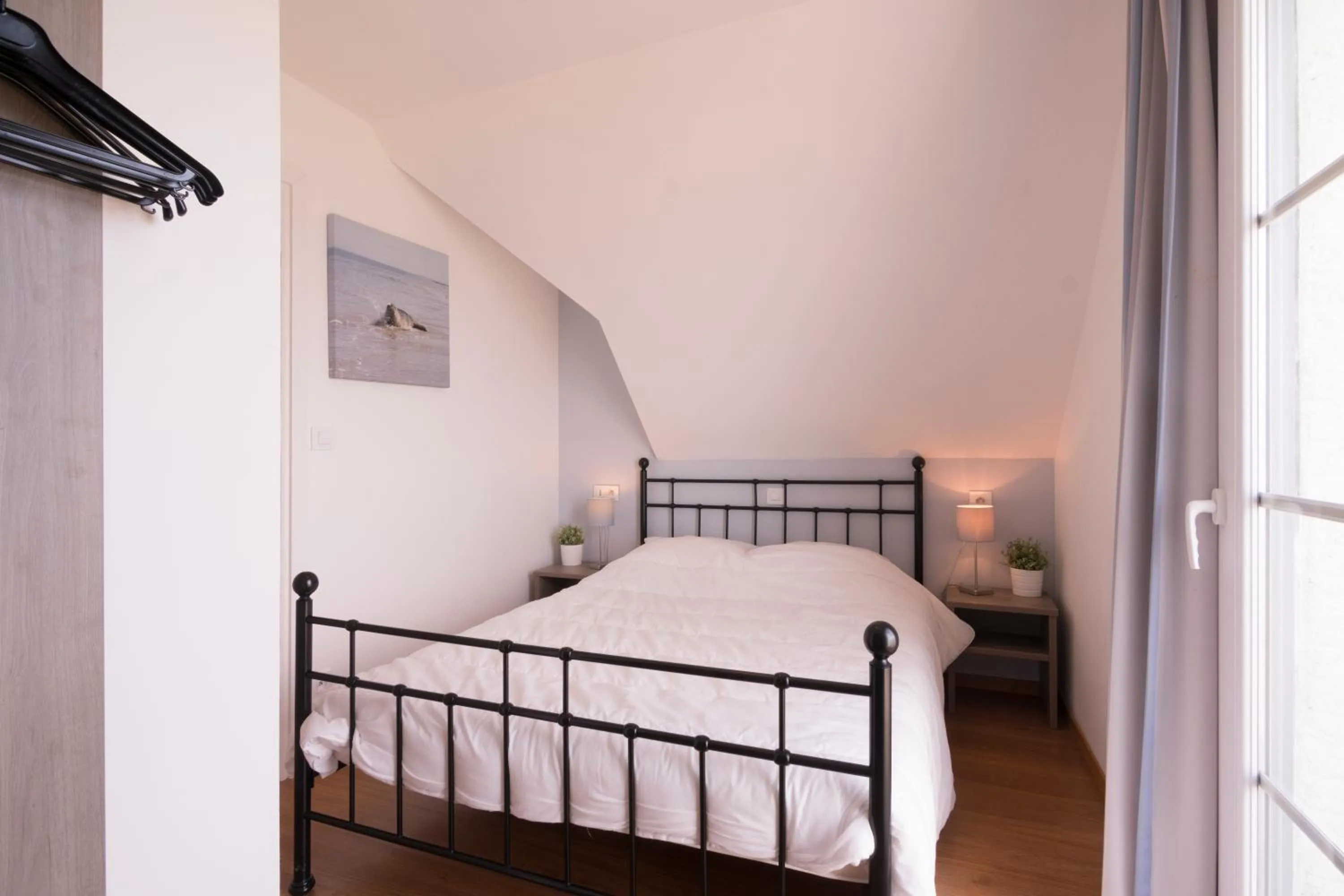 Bed in Evancy Equihen-Plage