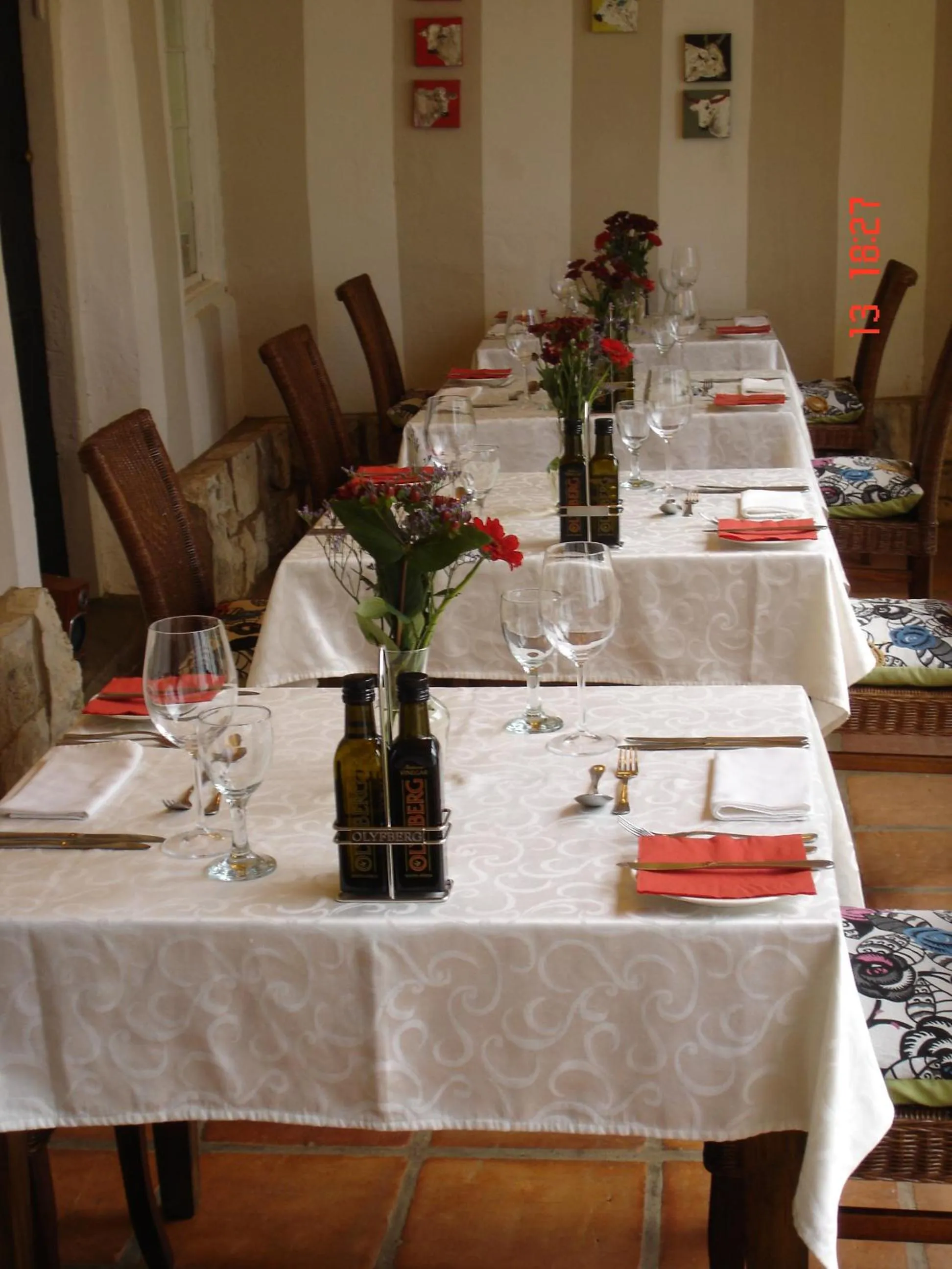 Restaurant/places to eat in De Doornkraal Vinotel