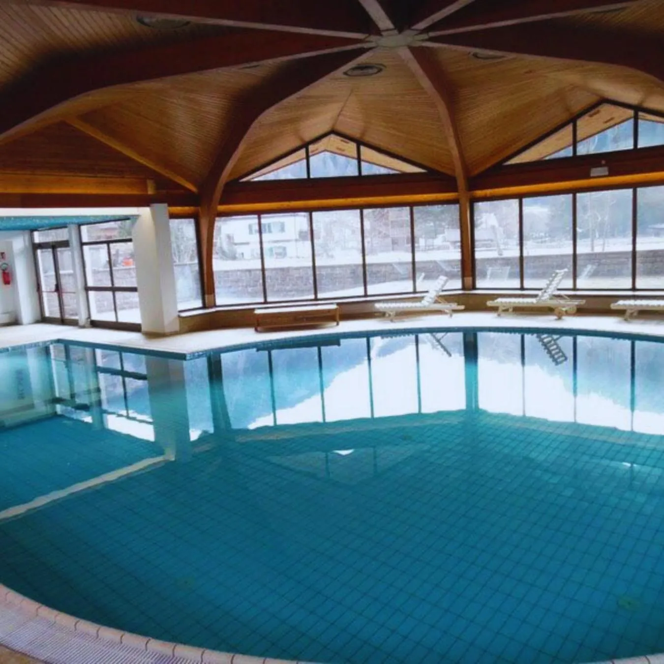 Swimming pool in Hotel Trento
