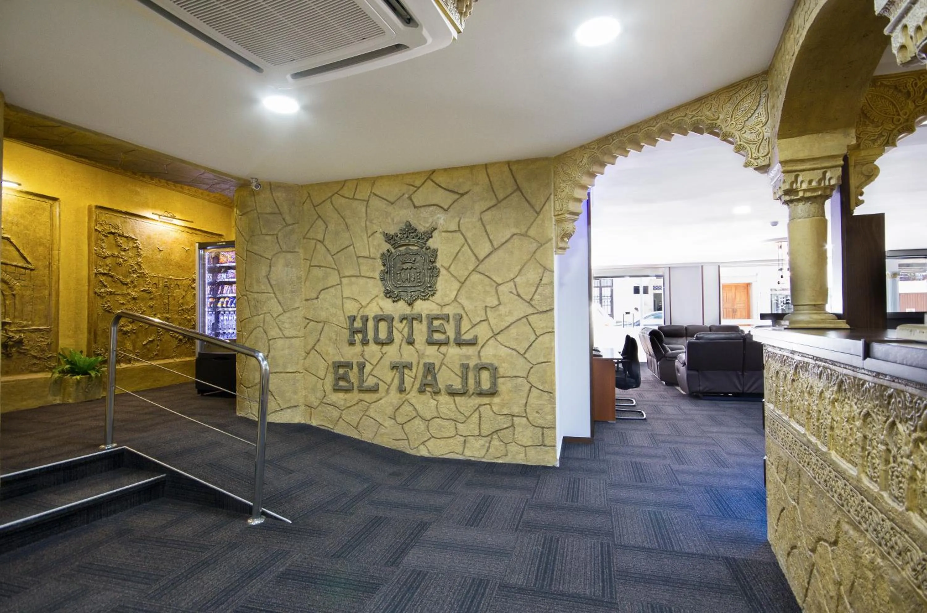 Area and facilities in Hotel El Tajo & SPA