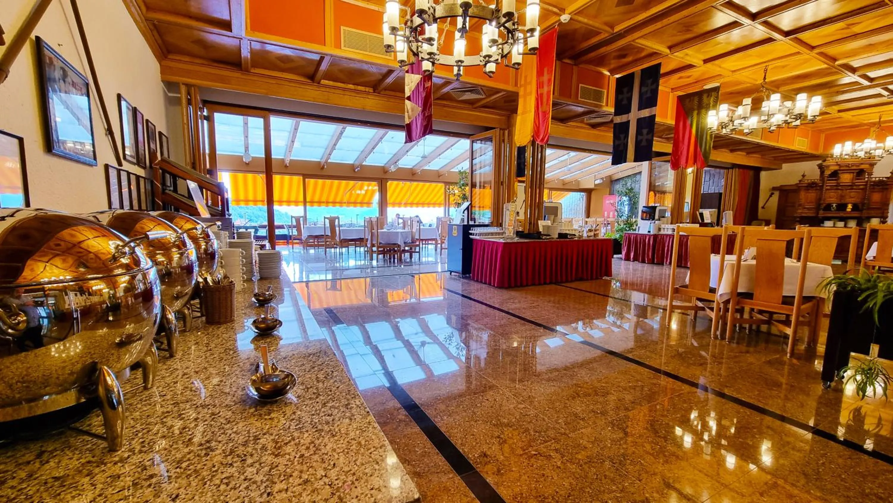 Restaurant/places to eat in Silvanus Hotel