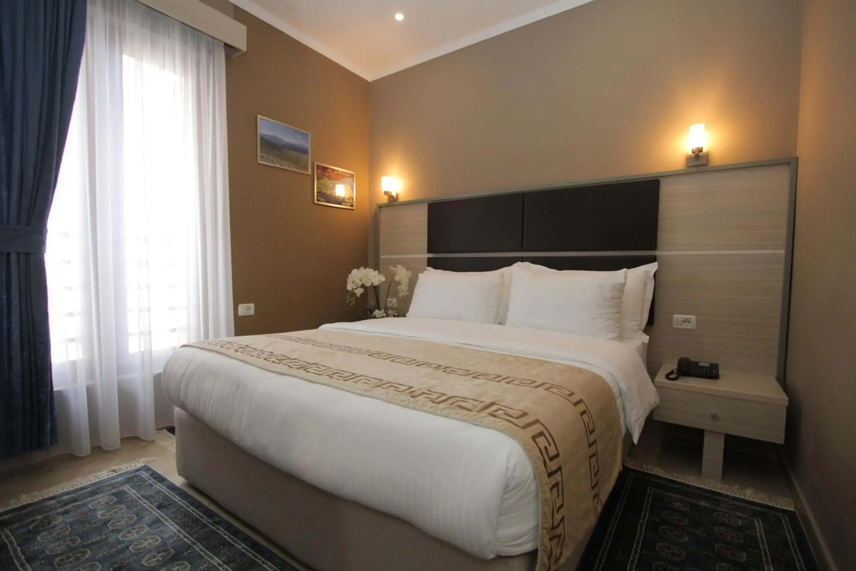 Standard Double Room in Capital Tirana Hotel Bruçi Standard Double Room in Capital Tirana Hotel Bruçi