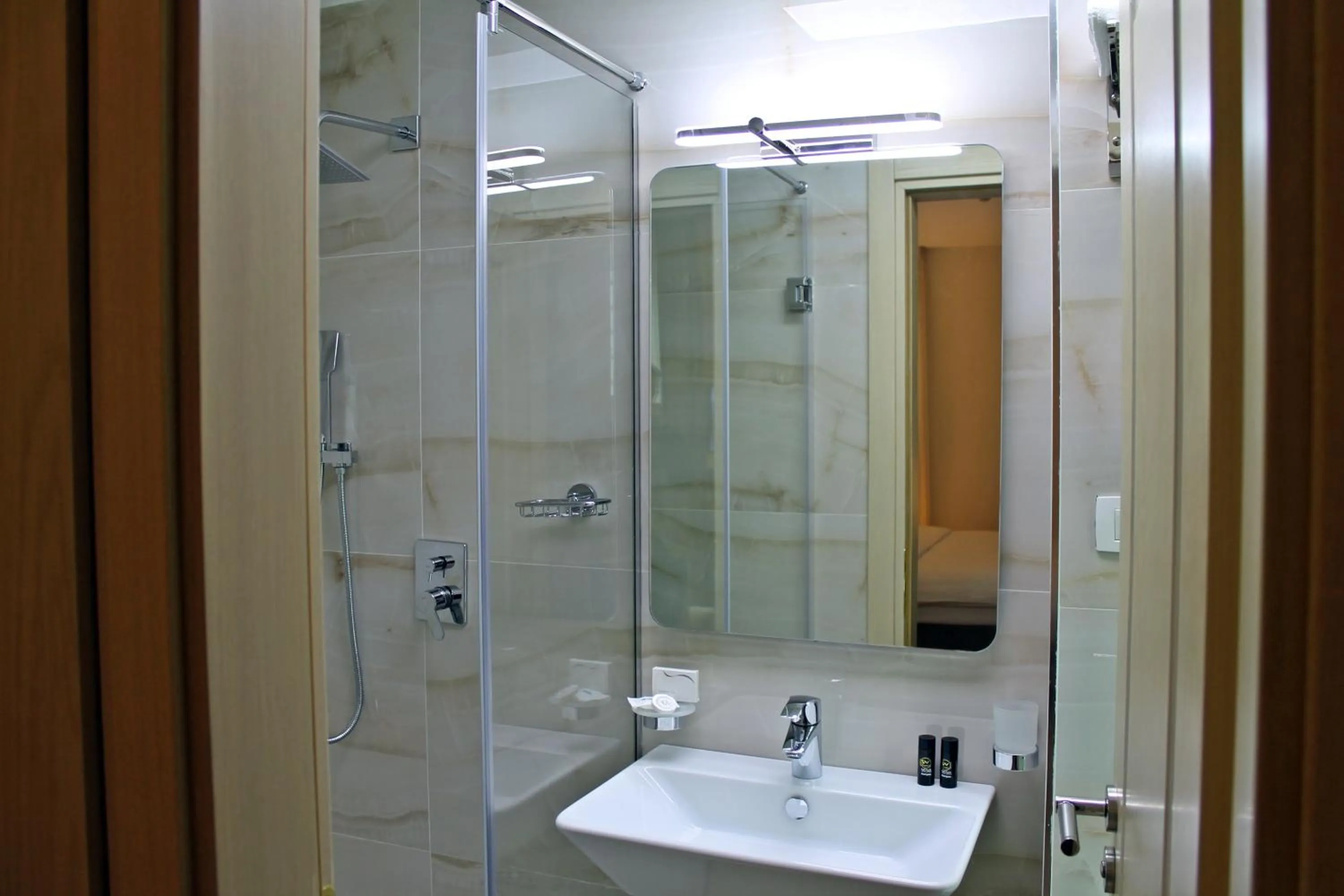 Bathroom in Capital Tirana Hotel Bruçi