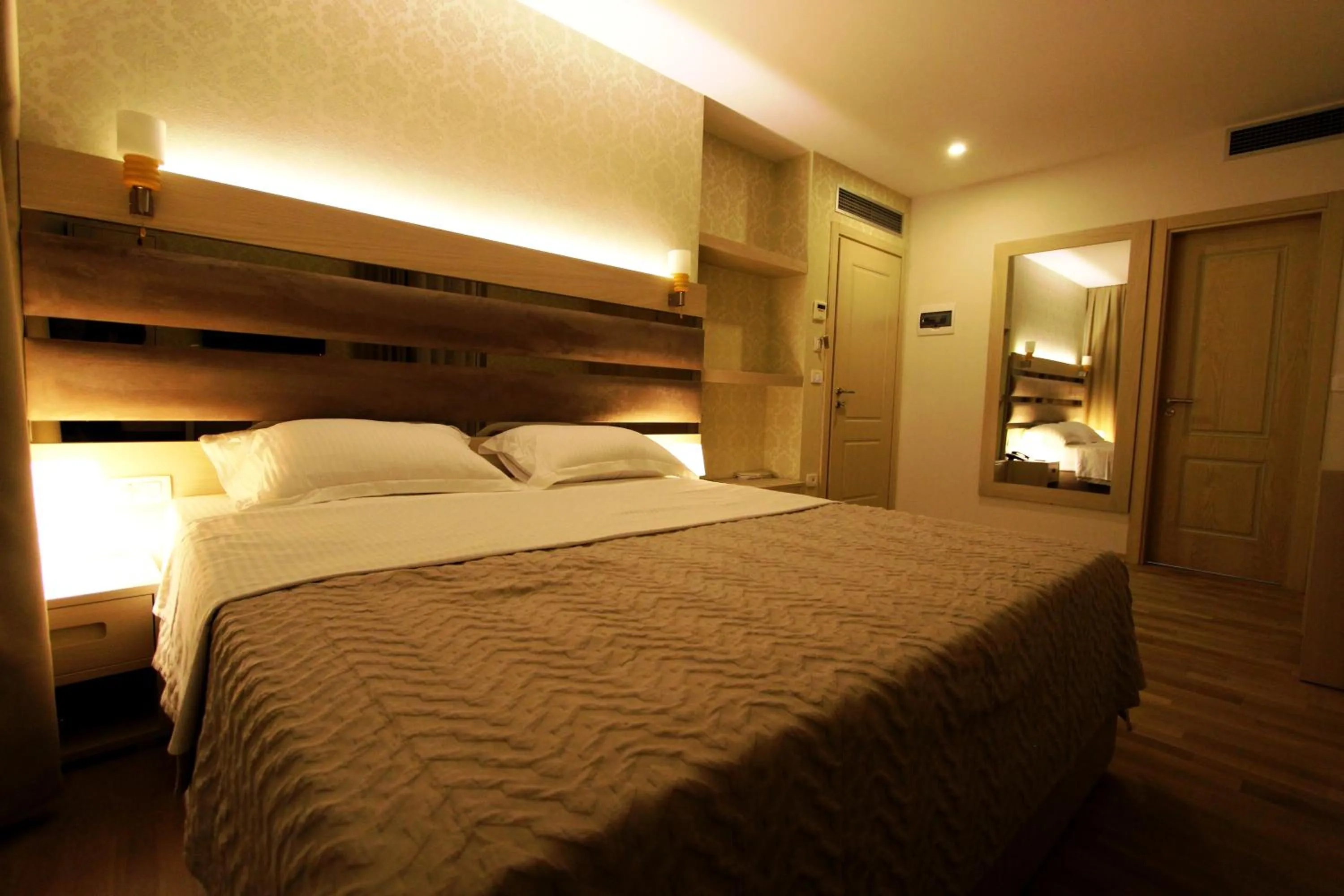 Bedroom, Bed in Capital Tirana Hotel Bruçi