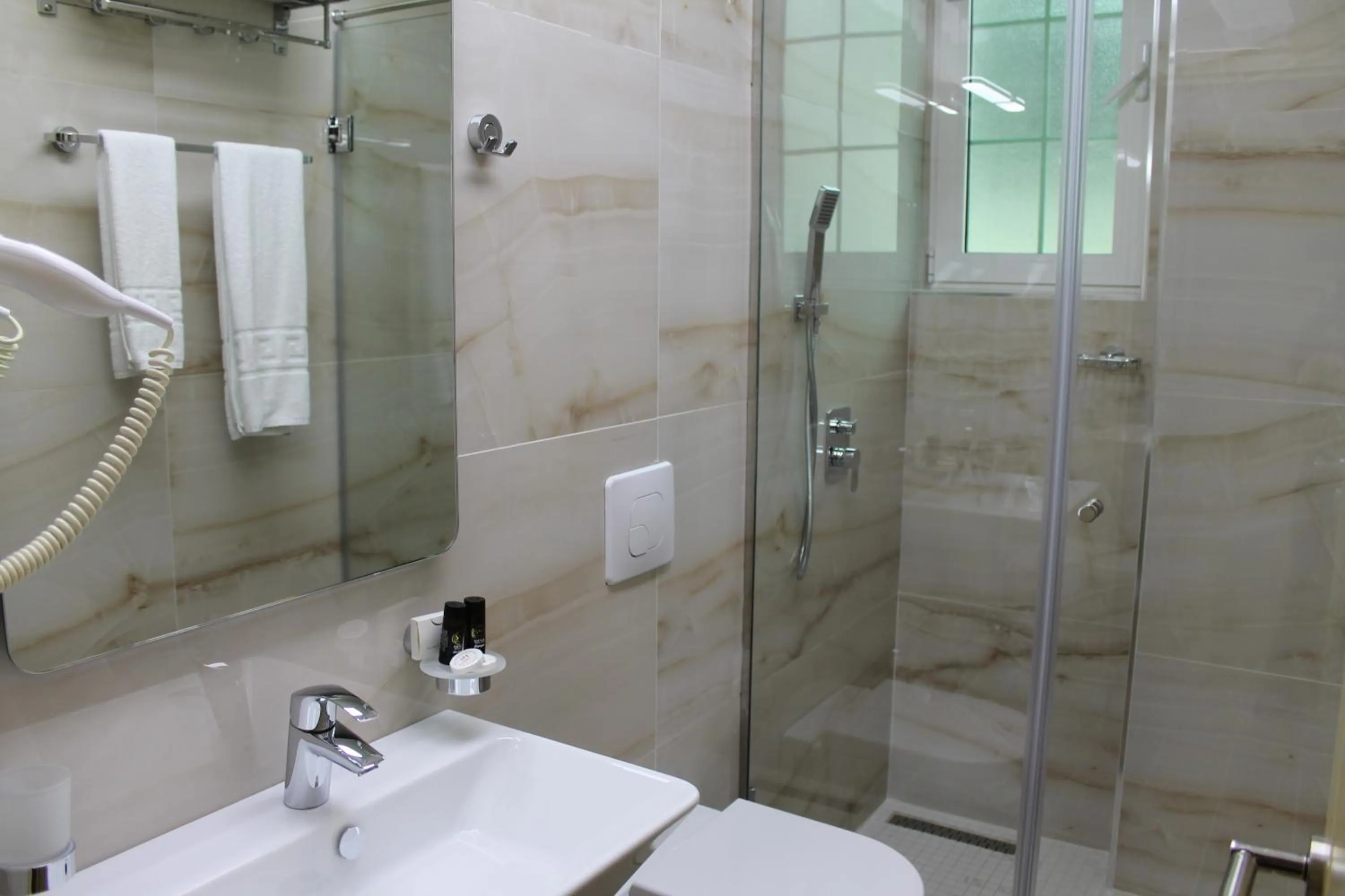 Bathroom in Capital Tirana Hotel Bruçi