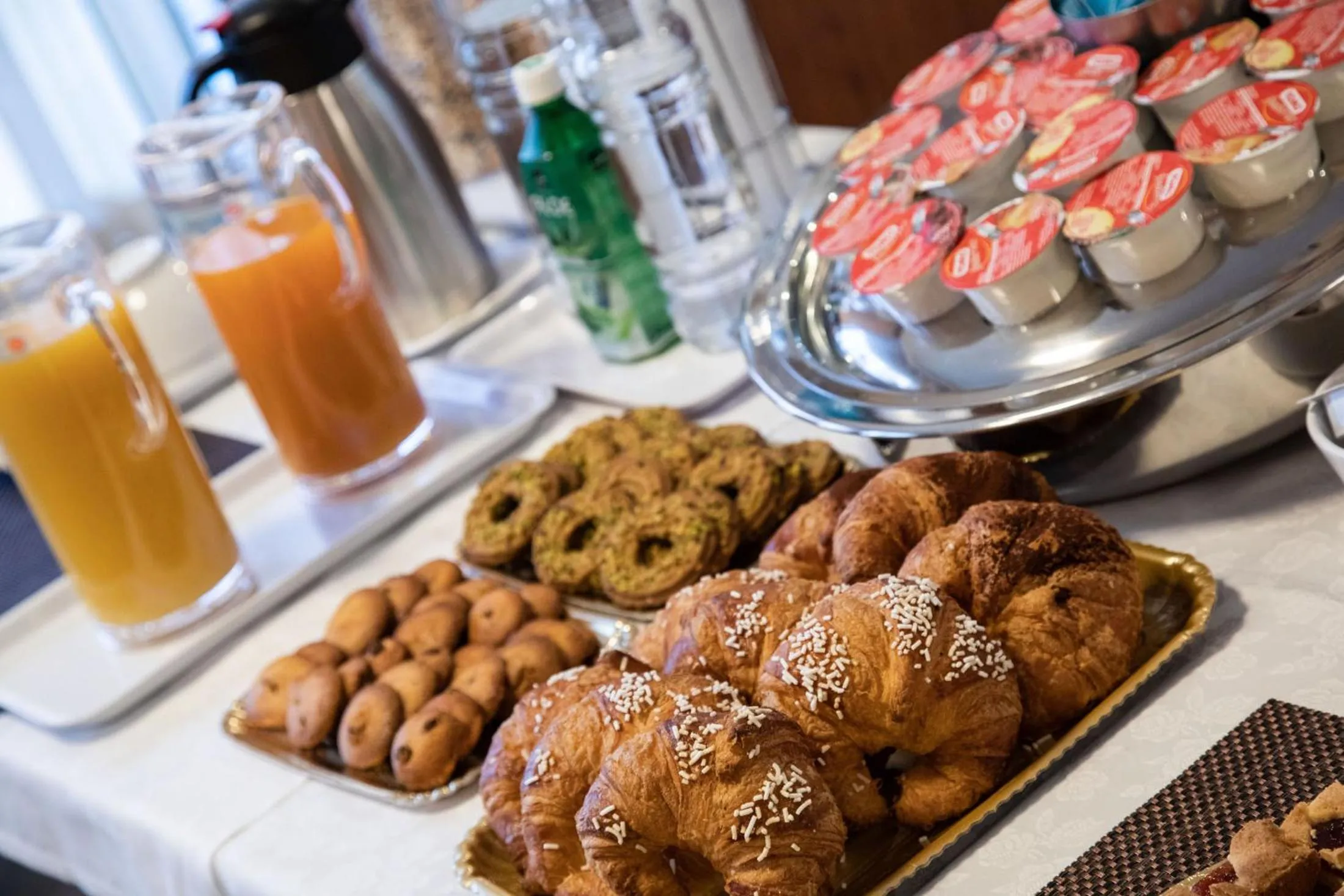 Breakfast in Hotel Excelsior Pavia