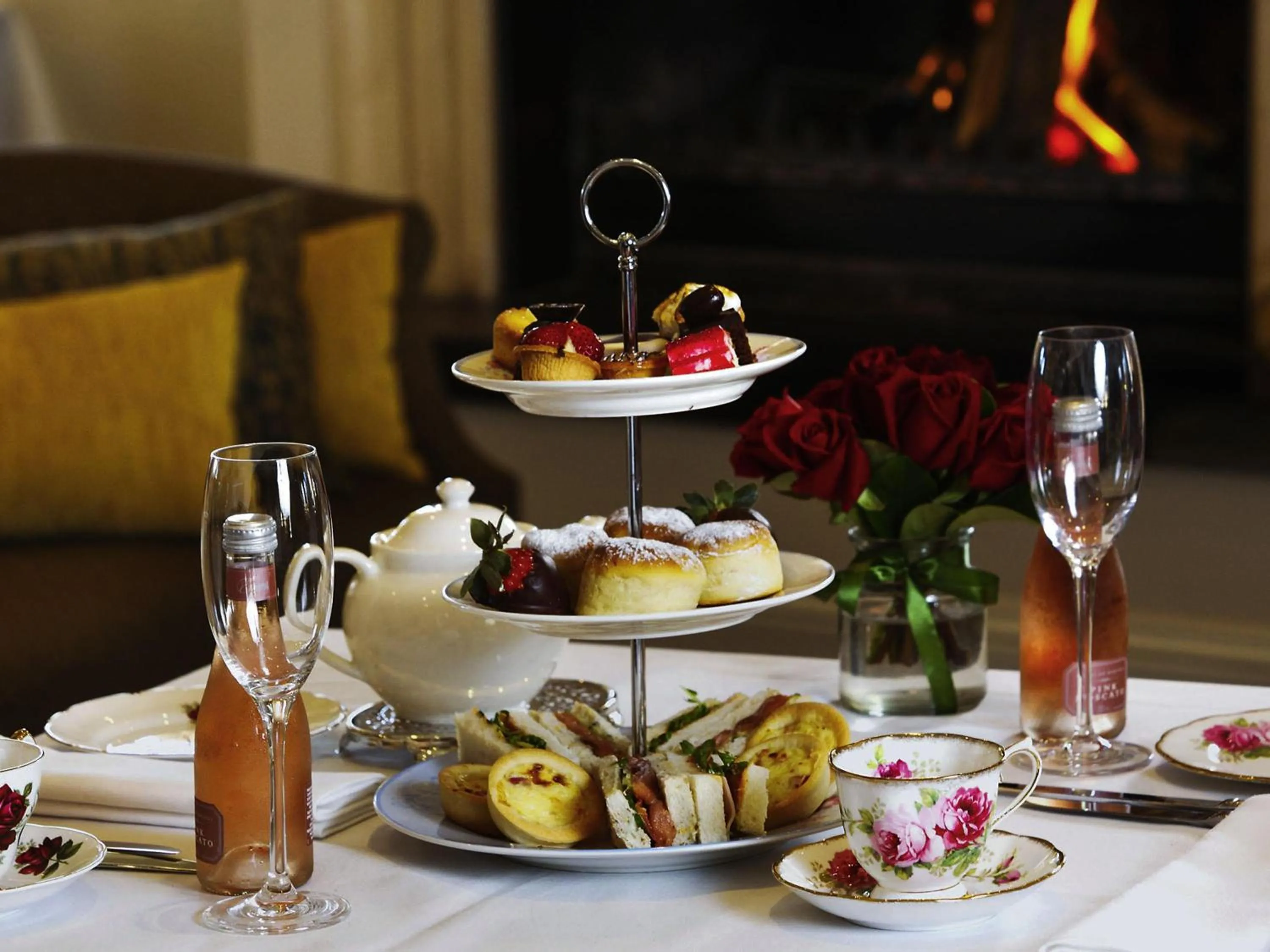 Lounge or bar in Peppers The Hills Lodge