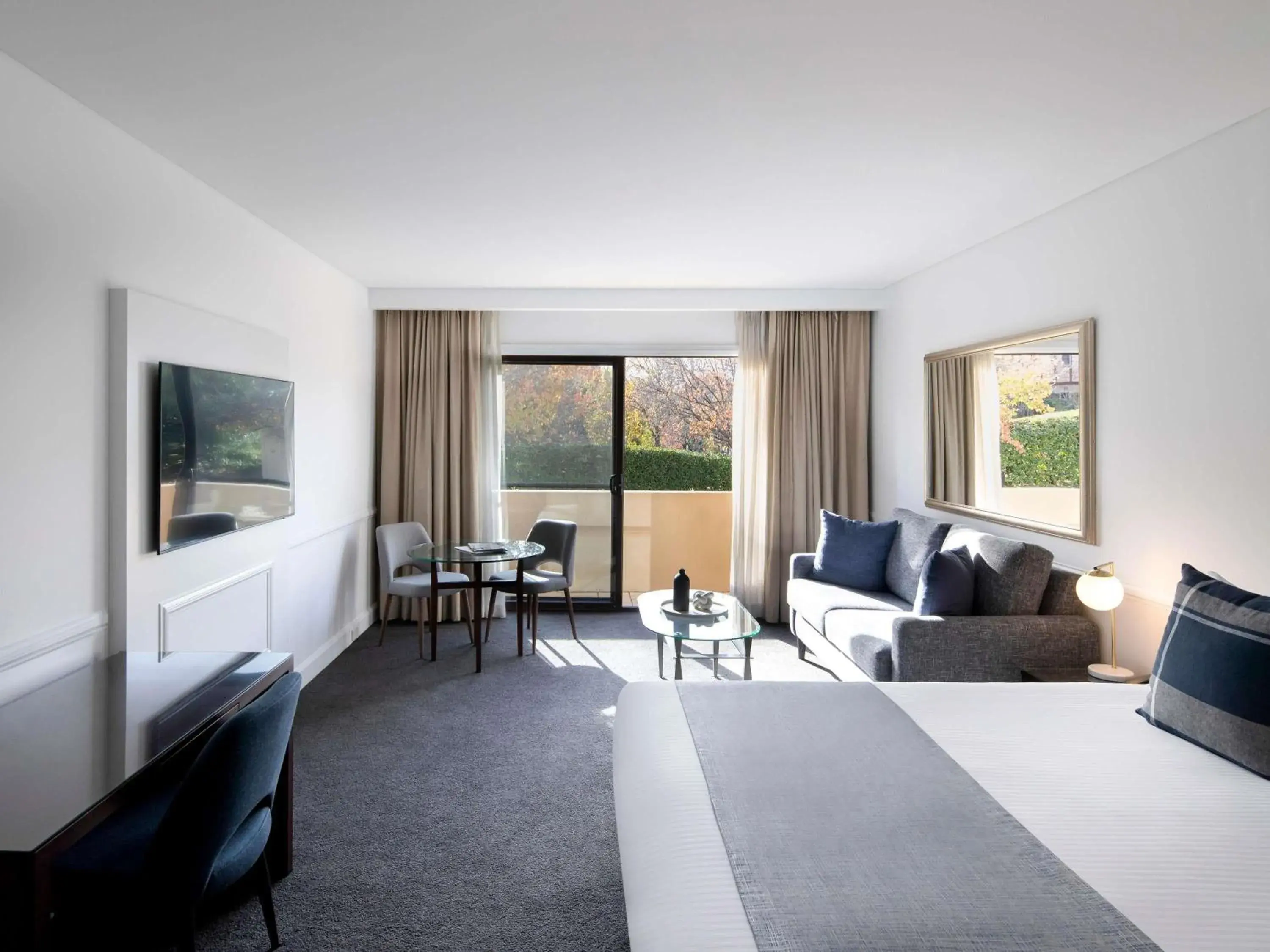 Superior Room with Bath Tub and Balcony in Peppers The Hills Lodge Superior Room with Bath Tub and Balcony in Peppers The Hills Lodge