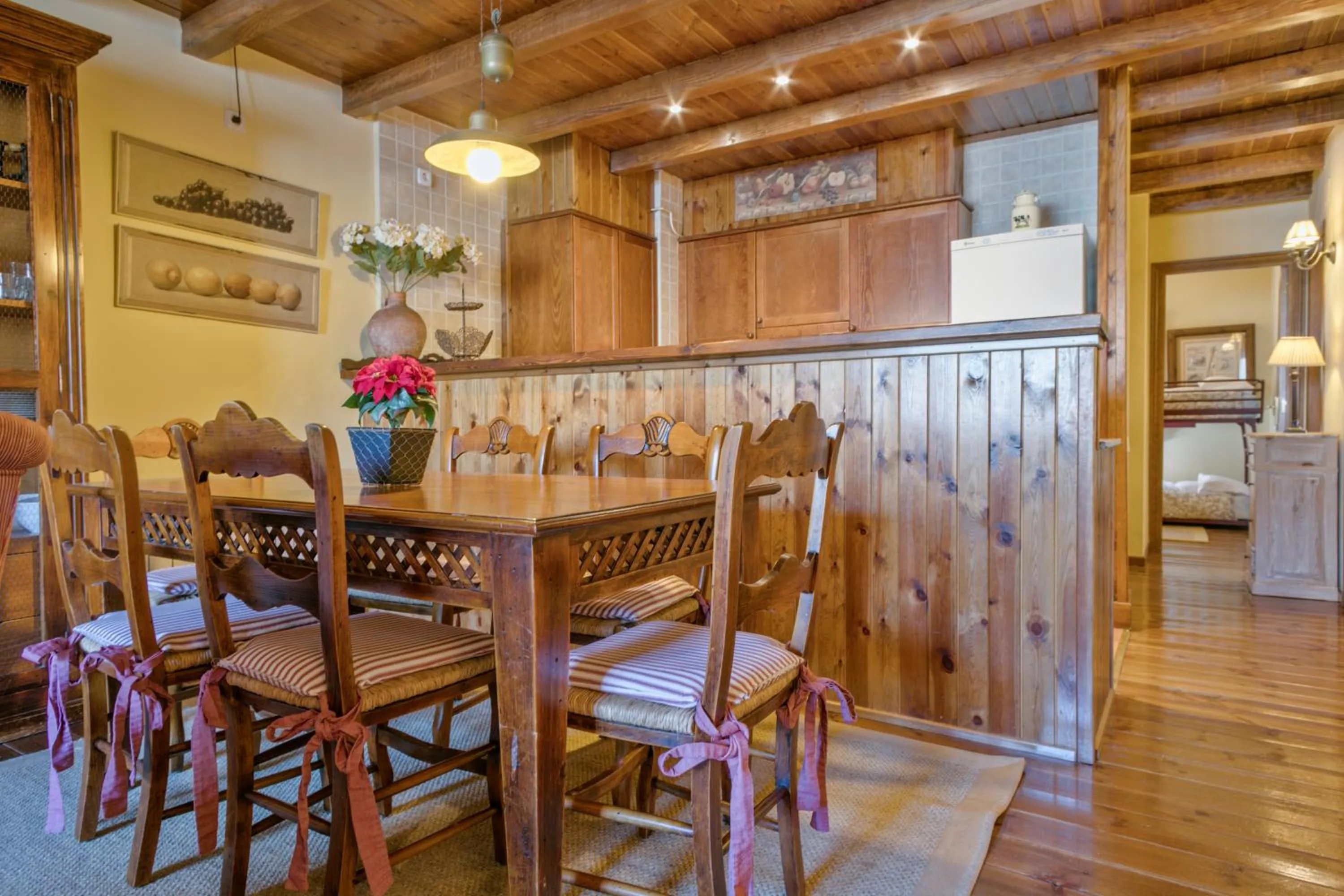 Dining area in Baqueira Apartamentos Cota 1700 a pie de pistas