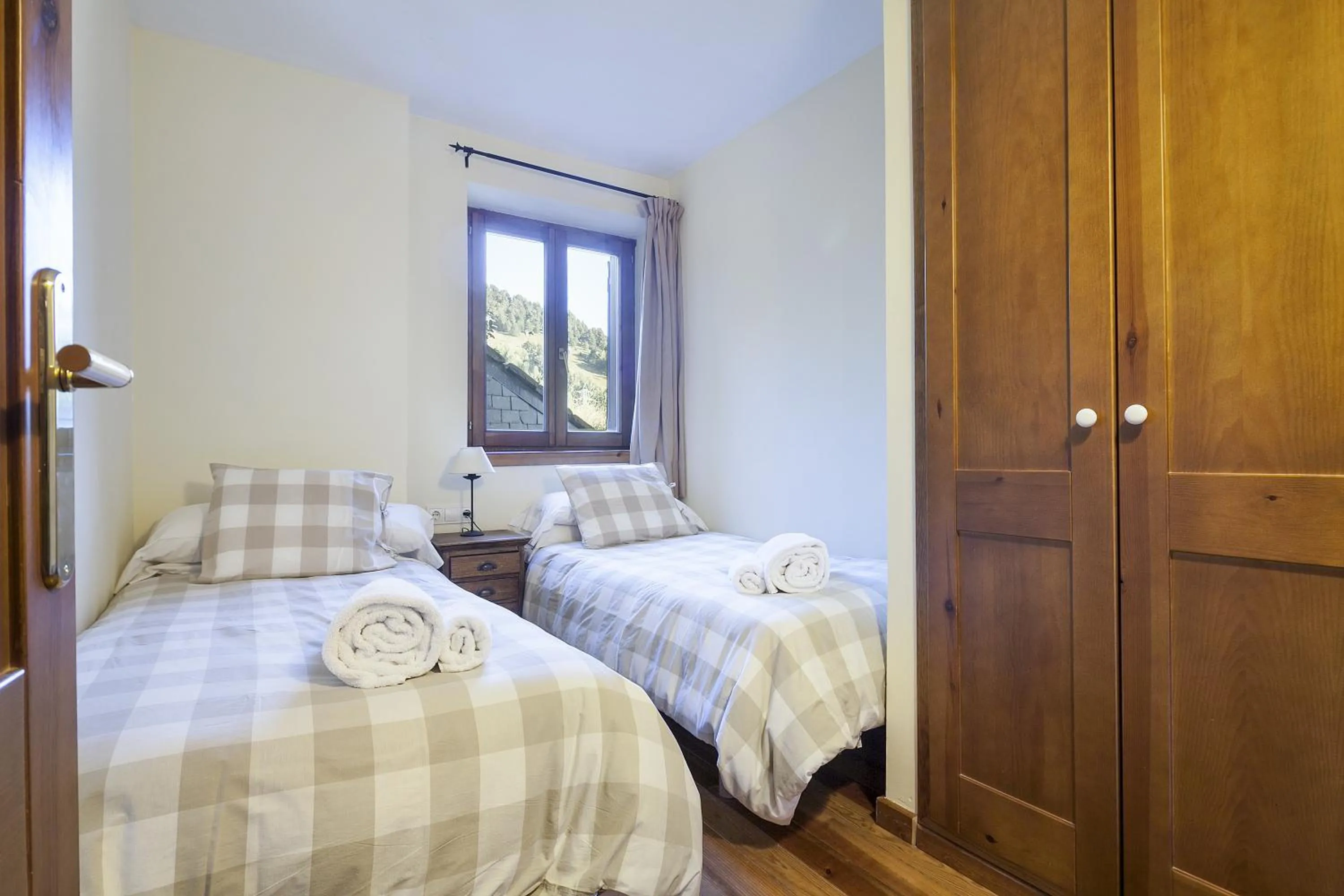 Bedroom, Bed in Baqueira Apartamentos Cota 1700 a pie de pistas